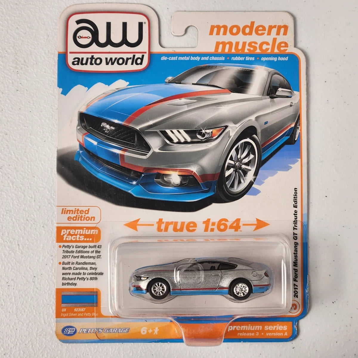 Auto World