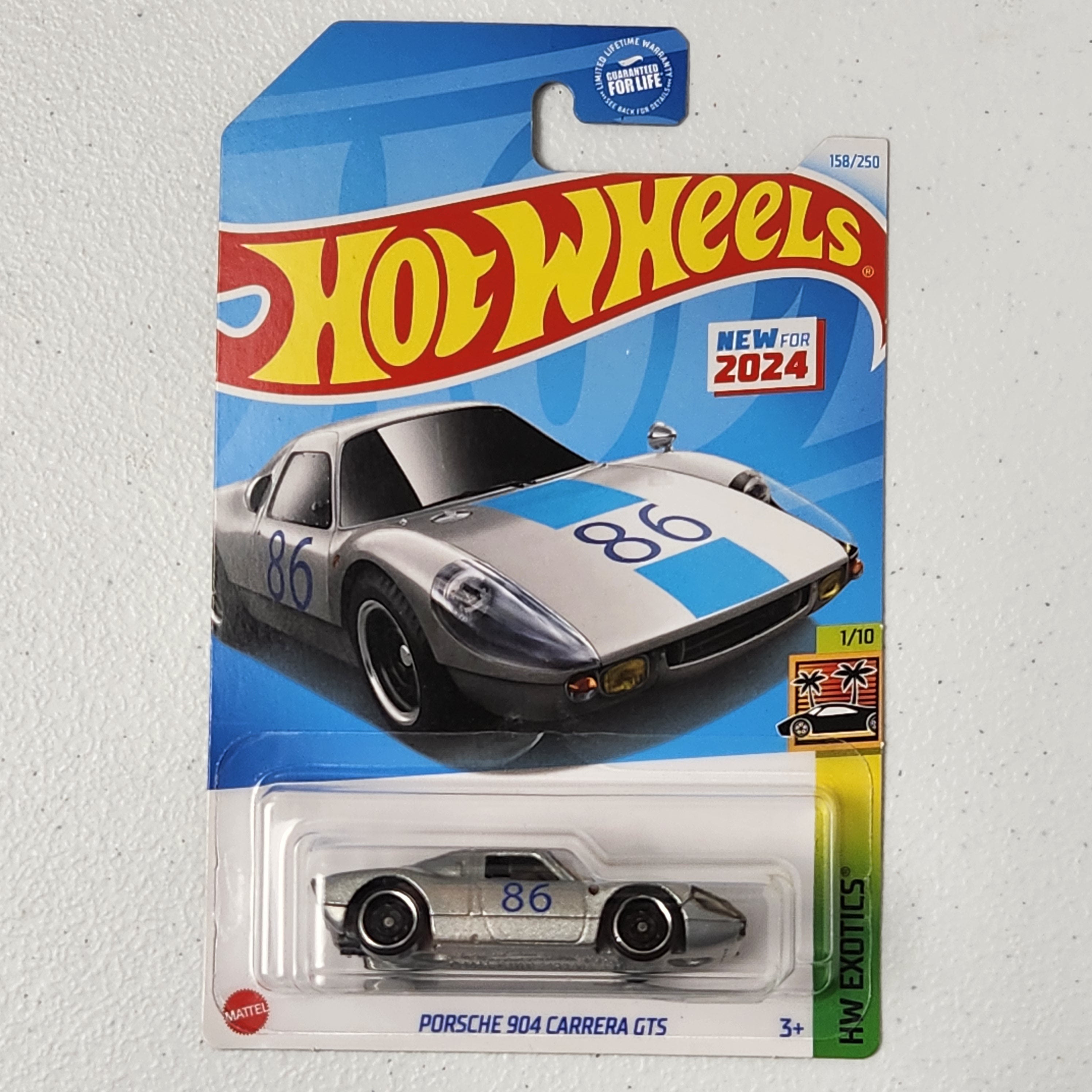 Porsche 904 Carrera GTS European Mainline Hot Wheels