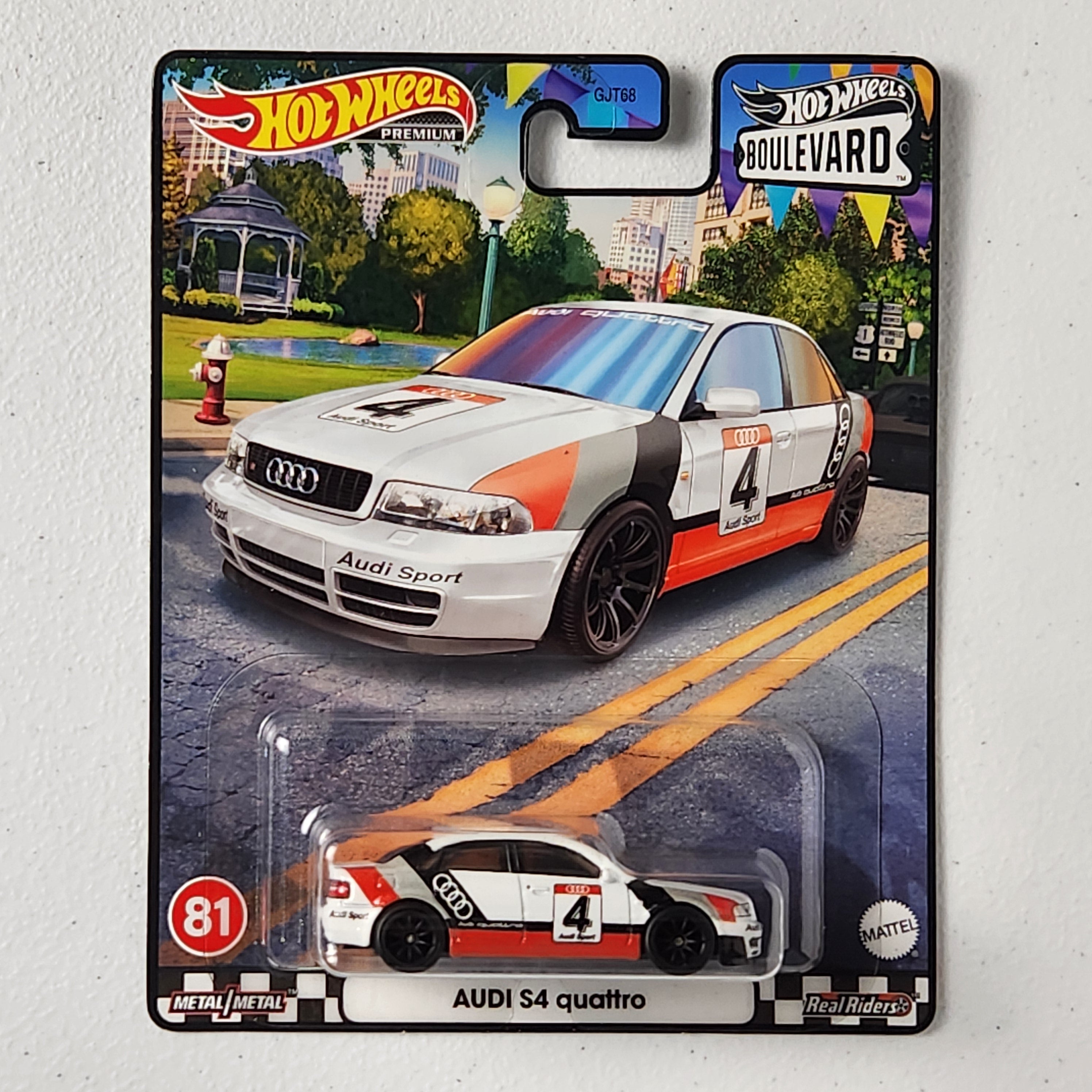 Audi S4 quattro #81 Boulevard European Premium Hot Wheels