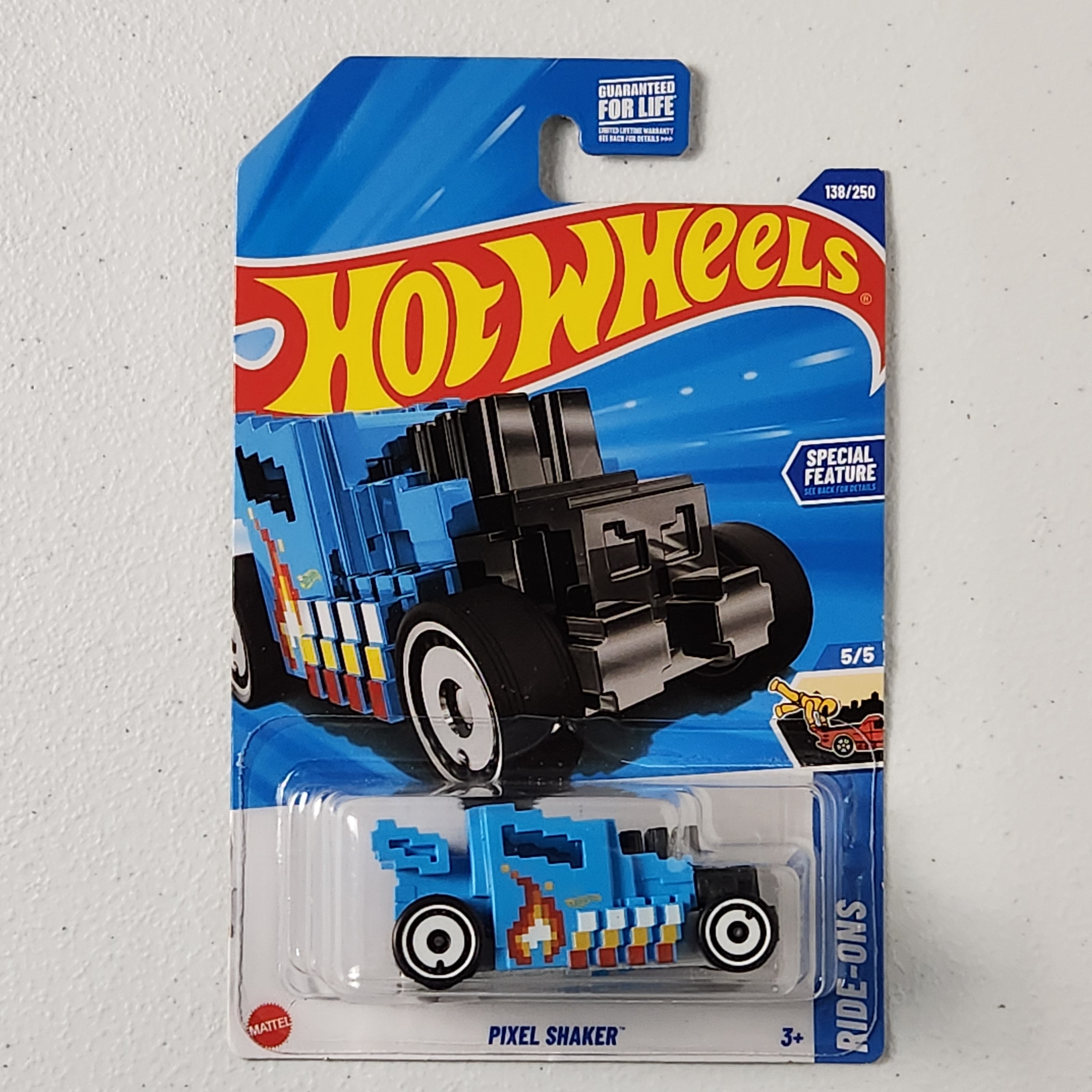 Pixel Shaker Fantasy Mainline Hot Wheels