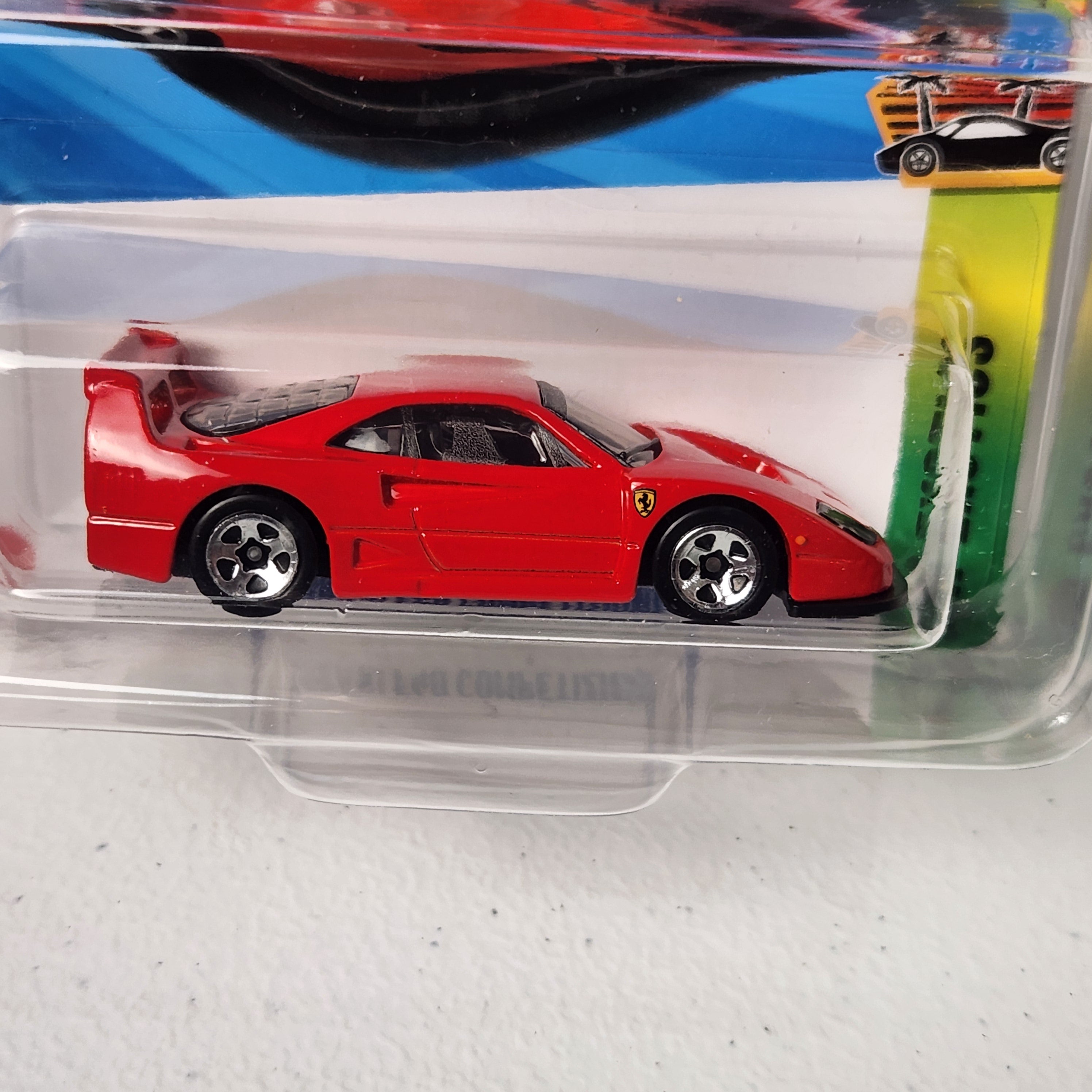 Ferrari F40 Competizione European Mainline Hot Wheels
