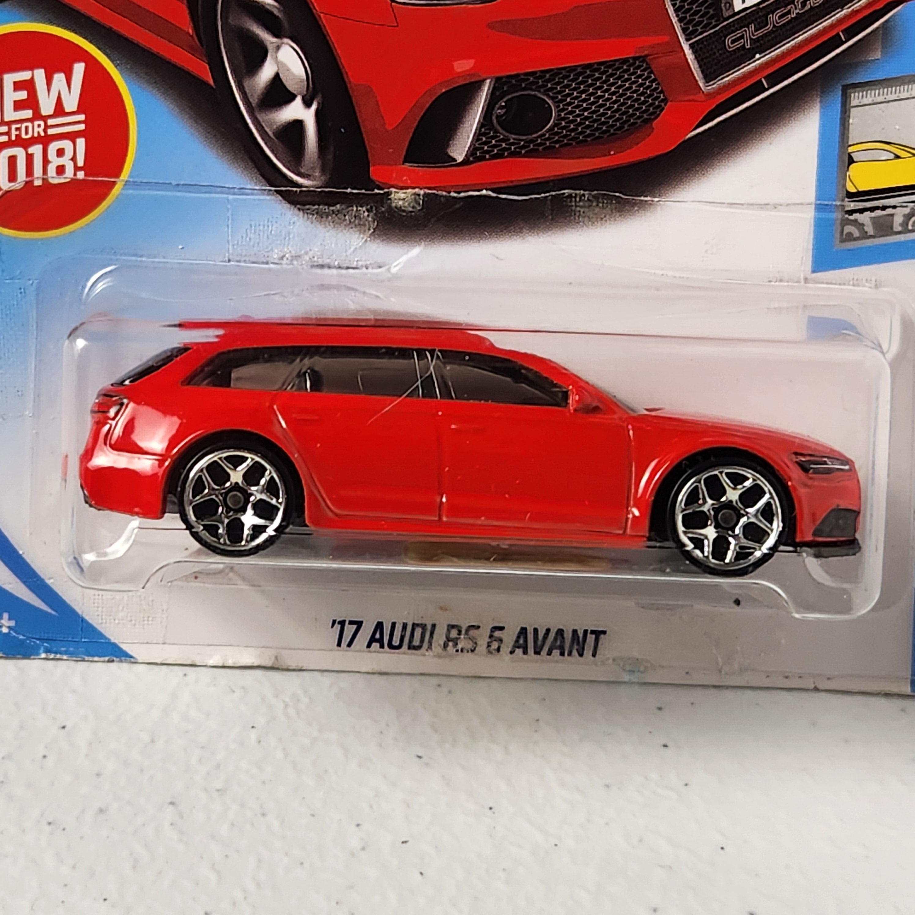 17 Audi RS 6 Avant European Mainline Hot Wheels