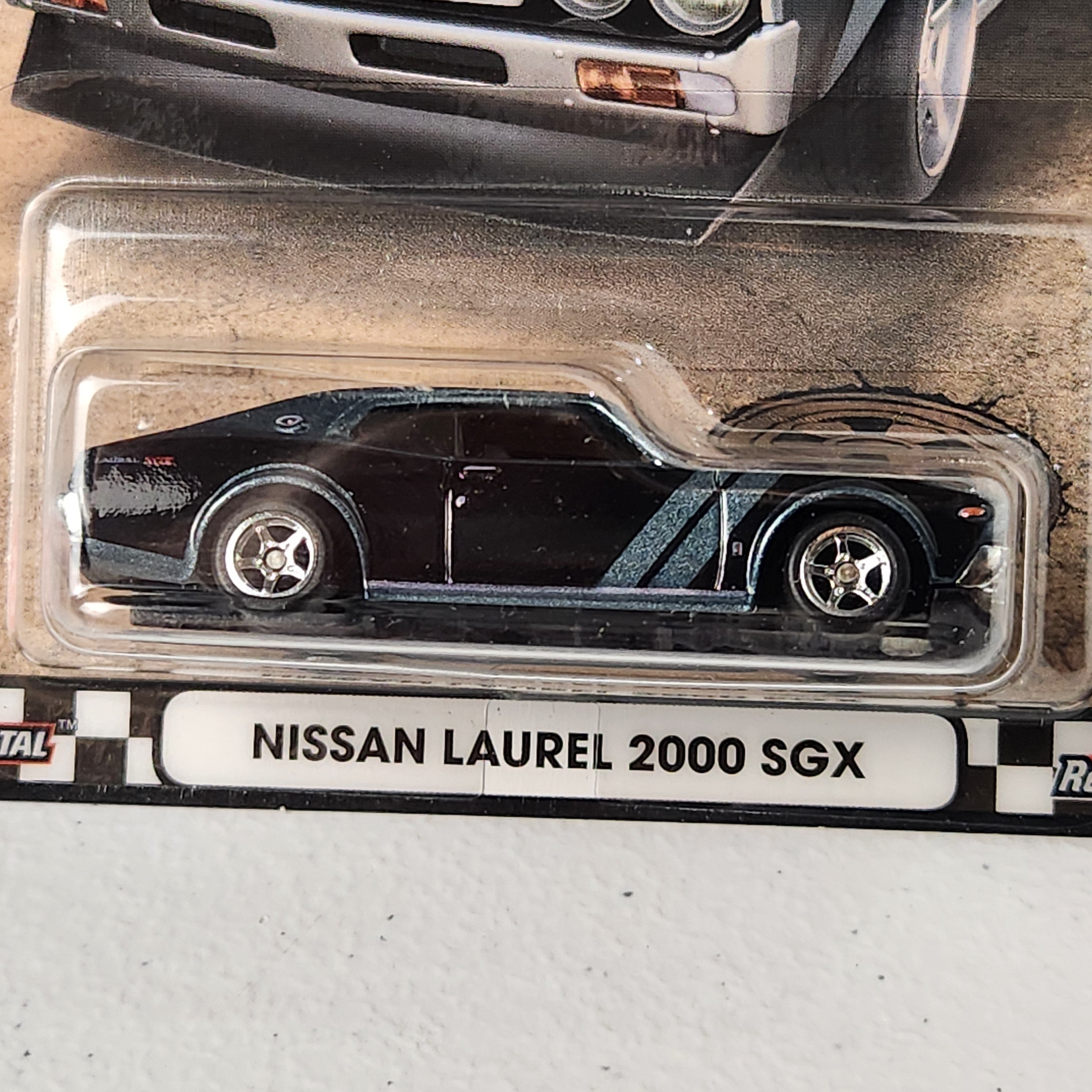 Nissan Laurel 2000 SGX #45 Boulevard Premium Hot Wheels