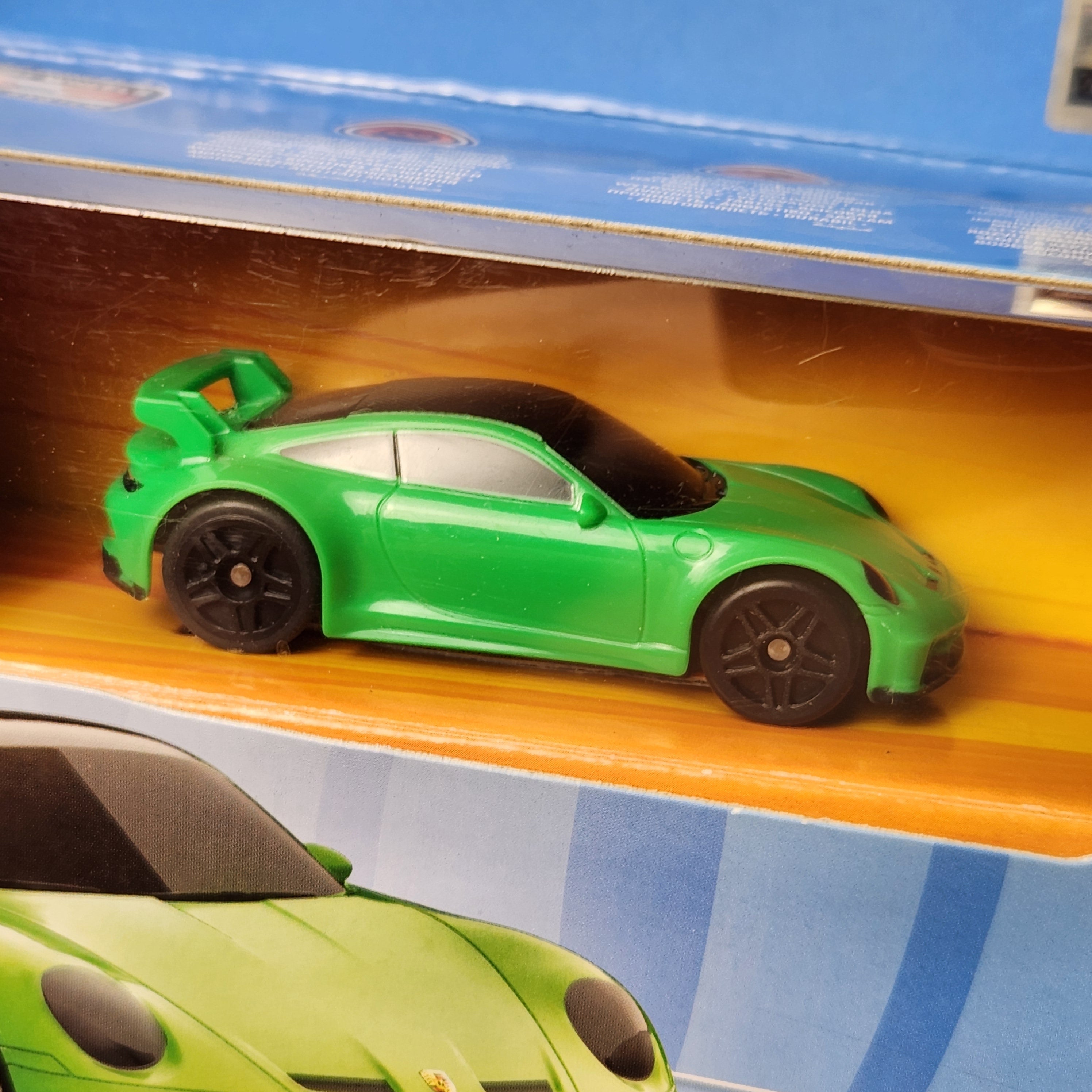Porsche 911 GT3 European HW RC Premium Hot Wheels 2025