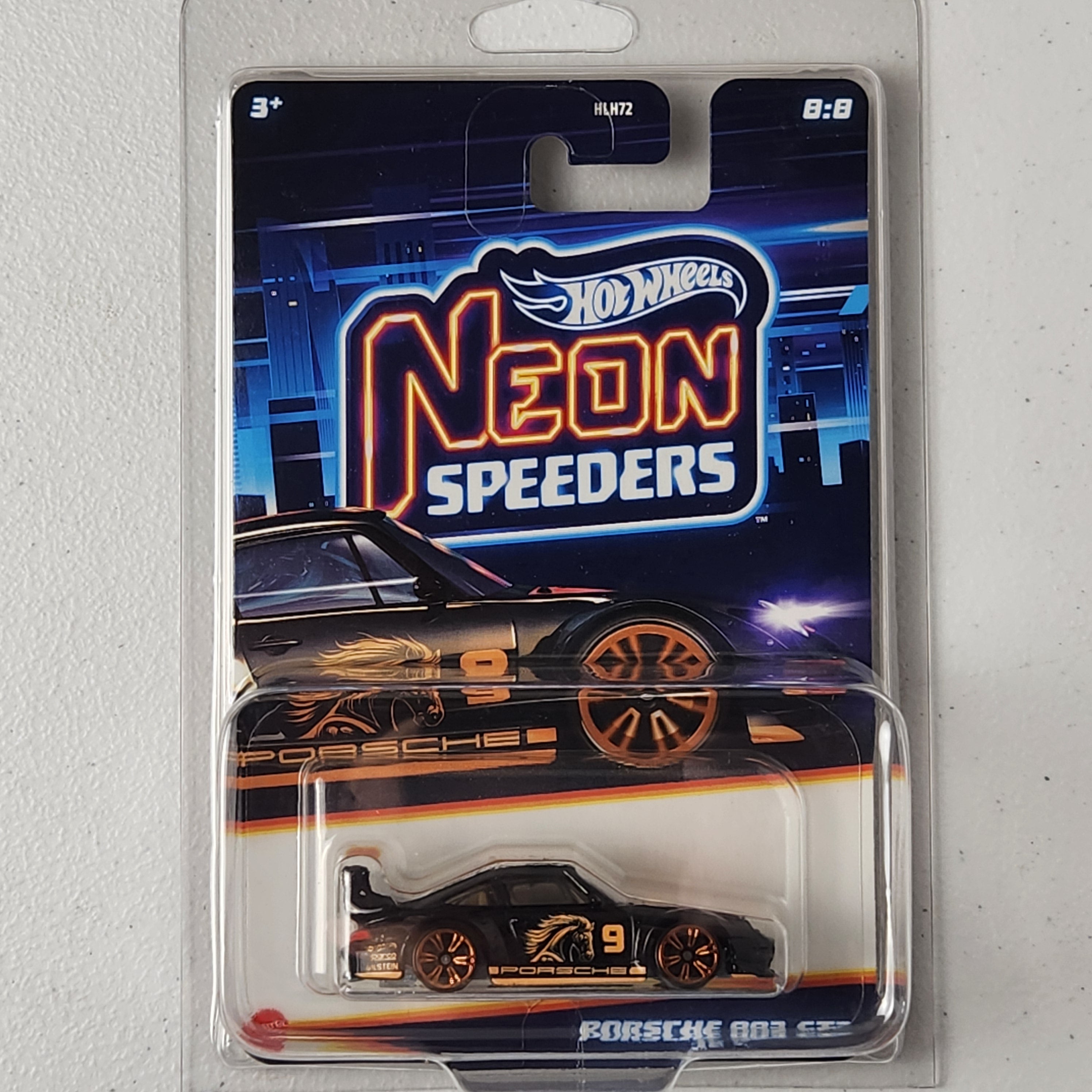 Porsche 935 #8/8 Neon Speeders METAL BASE European Hot Wheels 2024