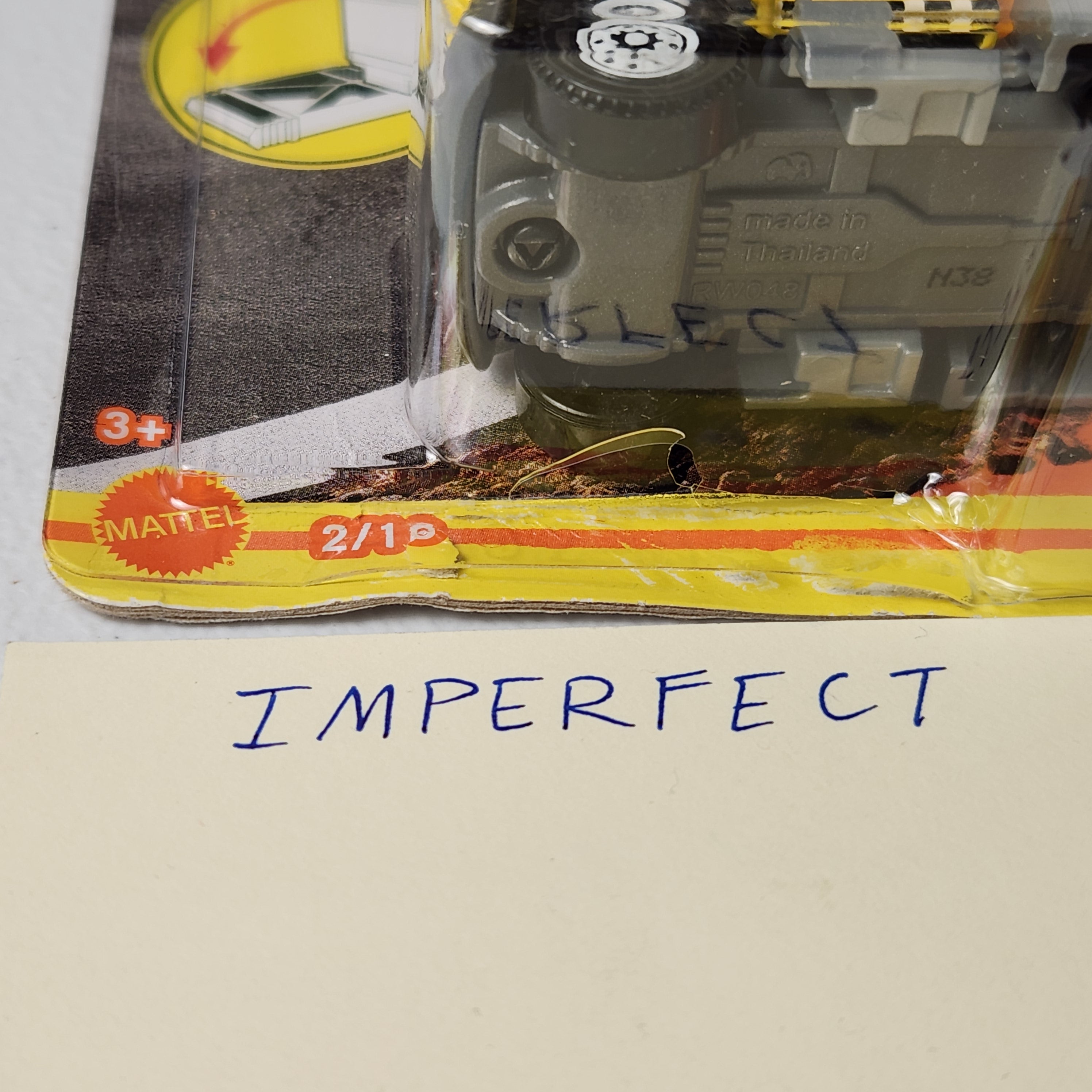 GMC 3500 Attenuator Truck American Working Rigs Matchbox 2021