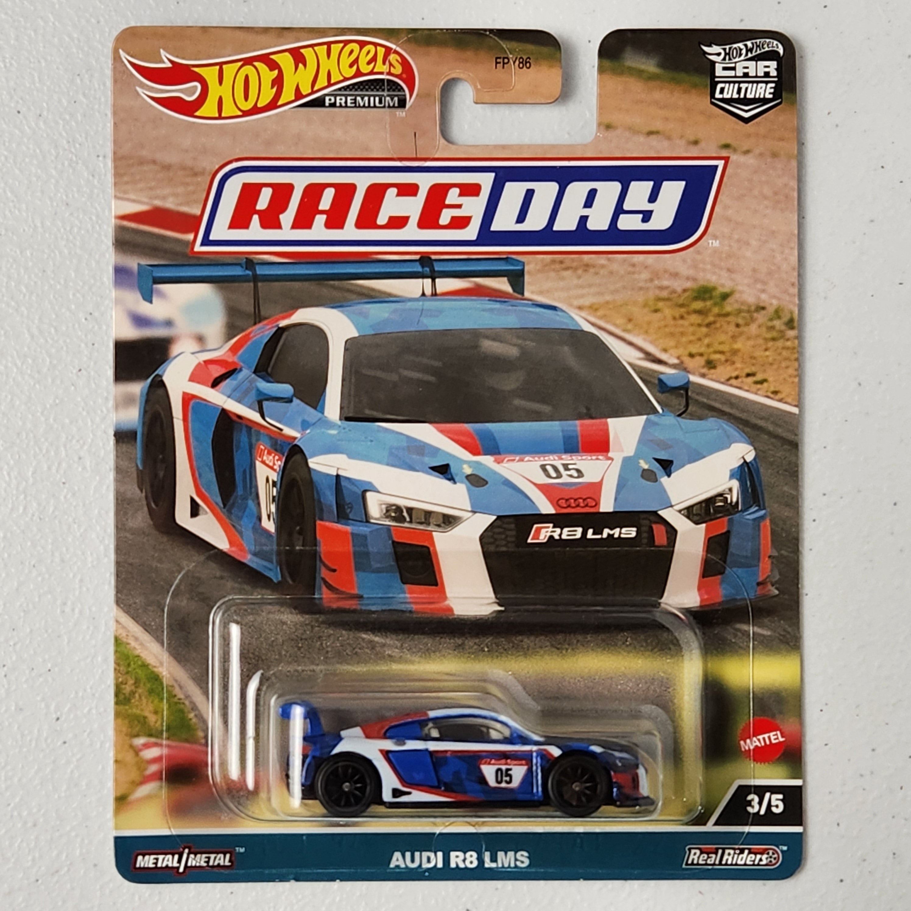Audi R8 LMS 3/5 Race Day European Premium Hot Wheels 2023
