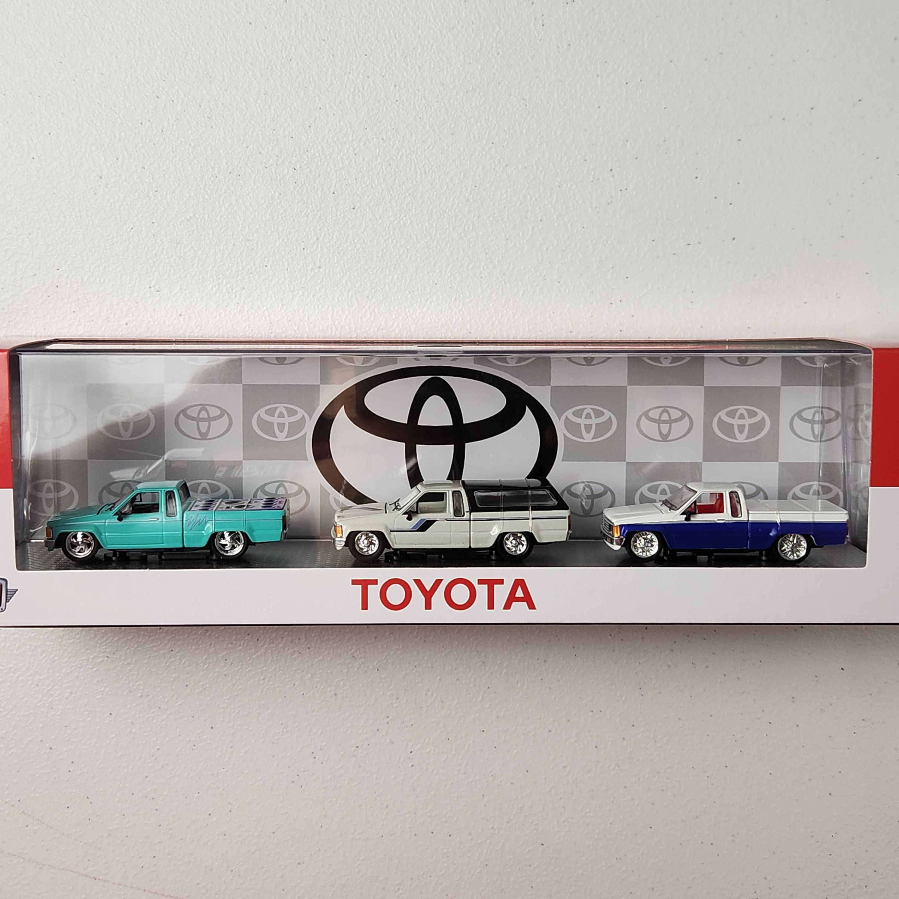 Toyota Truck 1:64 M2 Machines Multi-Car Set JDM Other 2026