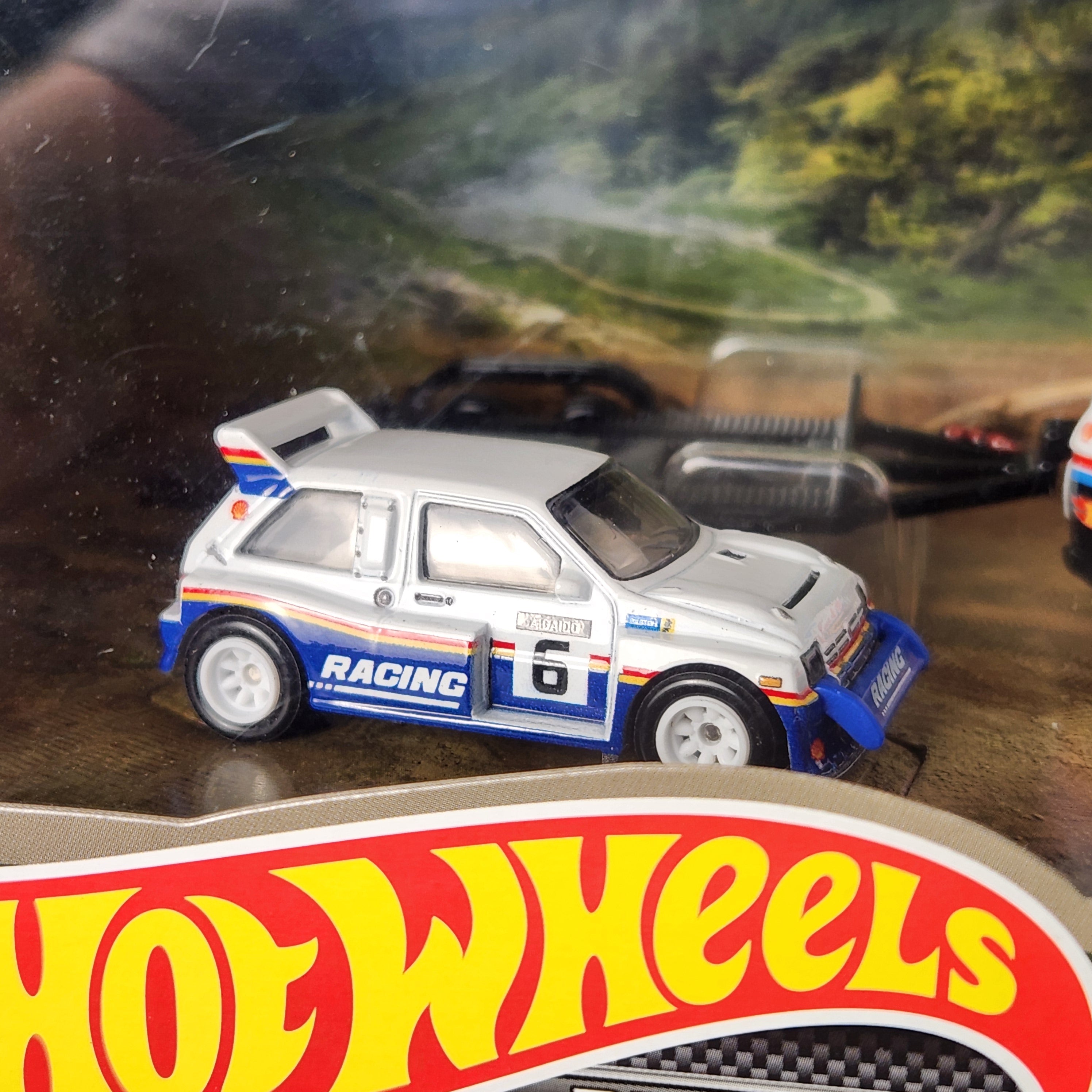 MG Metro, Lancia Delta Integrale, HW Rally Hauler, Ford RS200 Diorama HW Rally Haulers European Premium Hot Wheels 2024