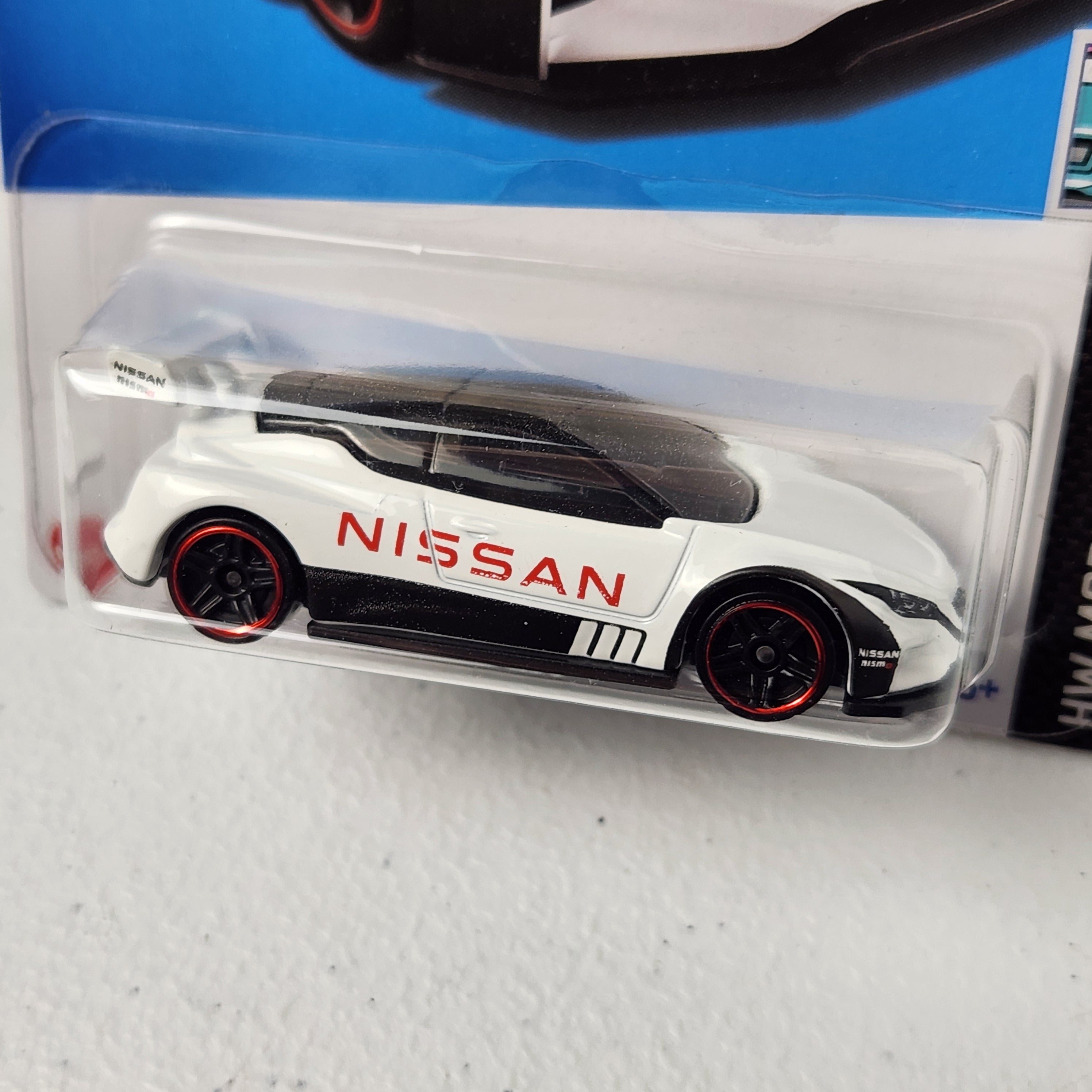 Nissan Leaf Nismo RC_02 JDM Mainline Hot Wheels