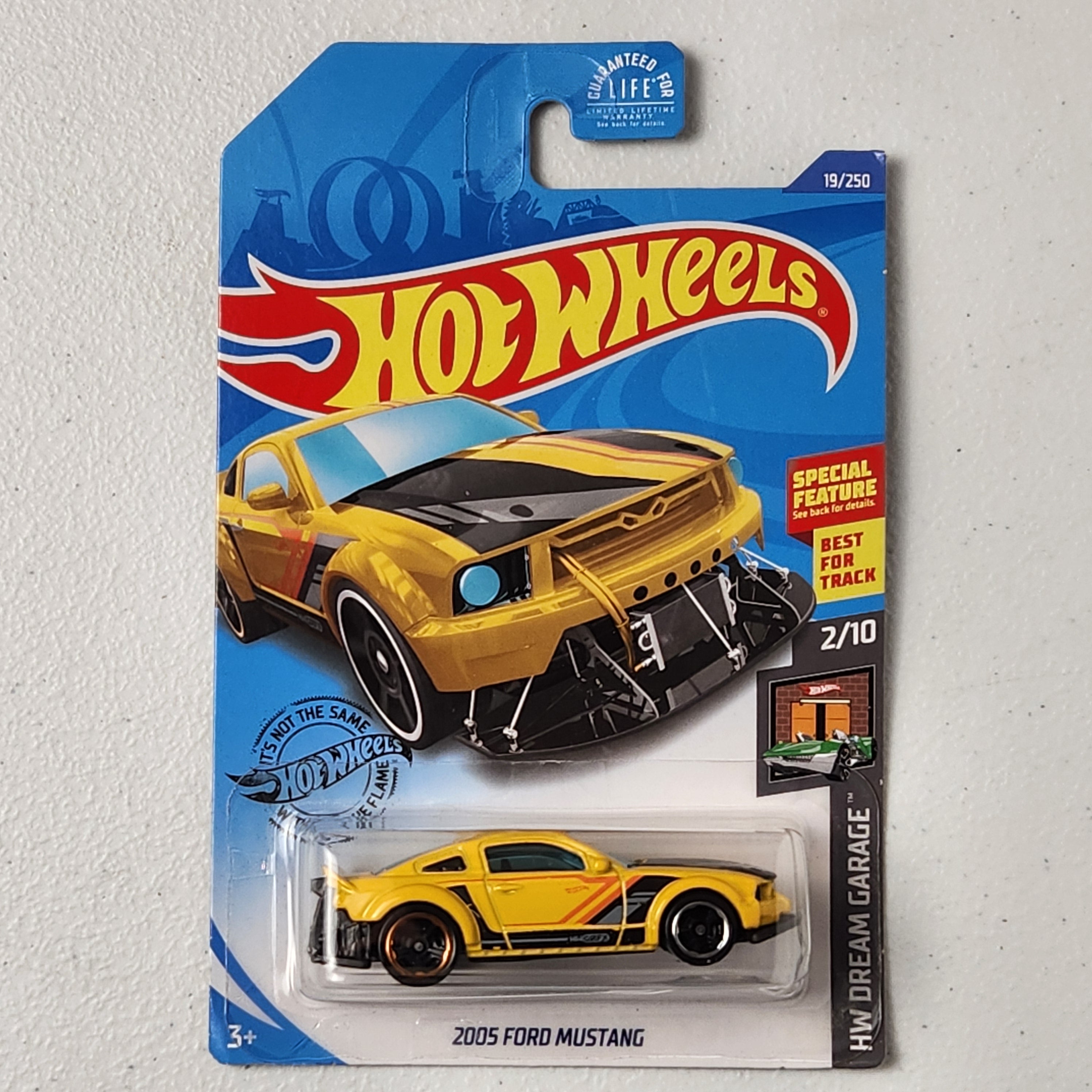 2005 Ford Mustang American Mainline Hot Wheels