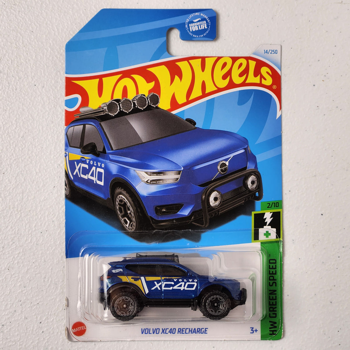 Volvo XC40 Recharge European Mainline Hot Wheels