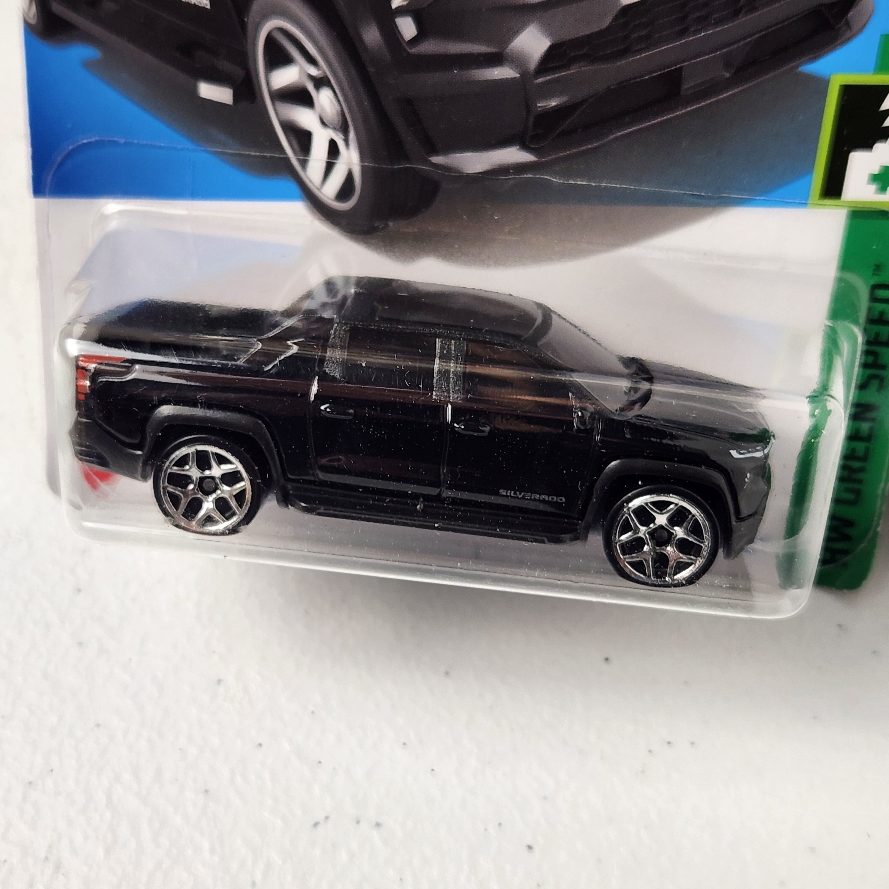 Silverado EV RST Pickup American Mainline Hot Wheels