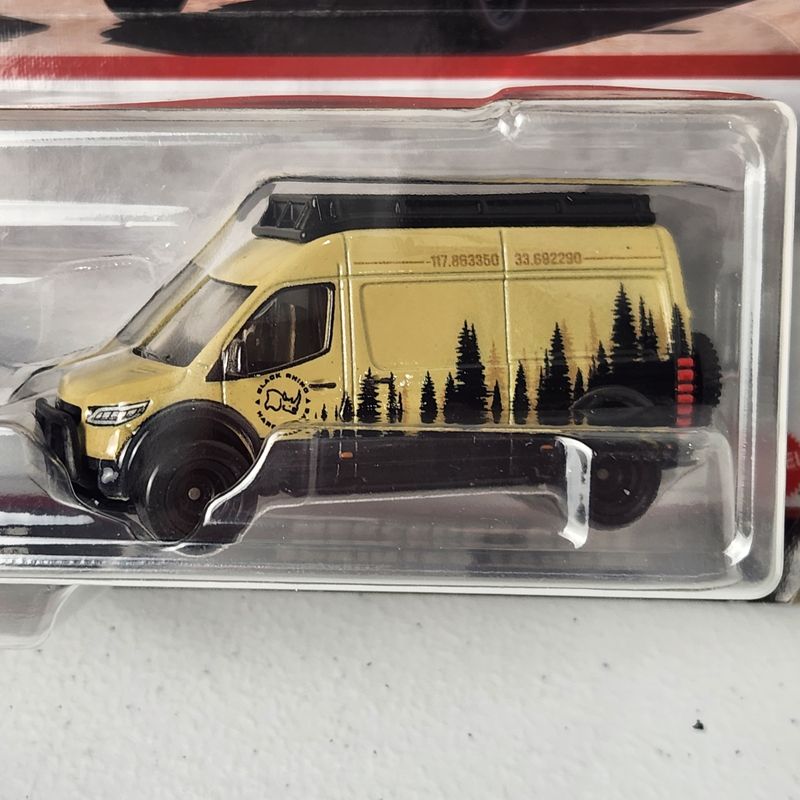 05 Toyota Land Cruiser Prado, Mercedes Benz Sprinter Tourer Car Culture Premium JDM Premium Hot Wheels 2 Pack
