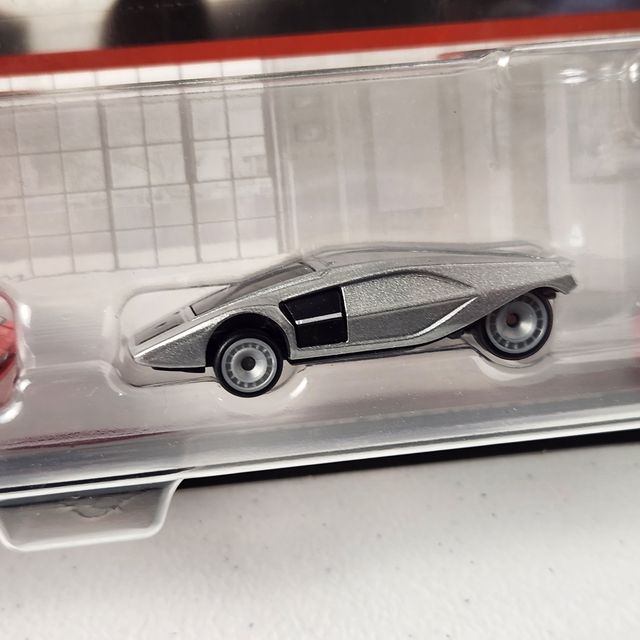 Lamborghini Countach LP5000 QV & Lancia Stratos Zero 2 Pack European Premium Hot Wheels 2024