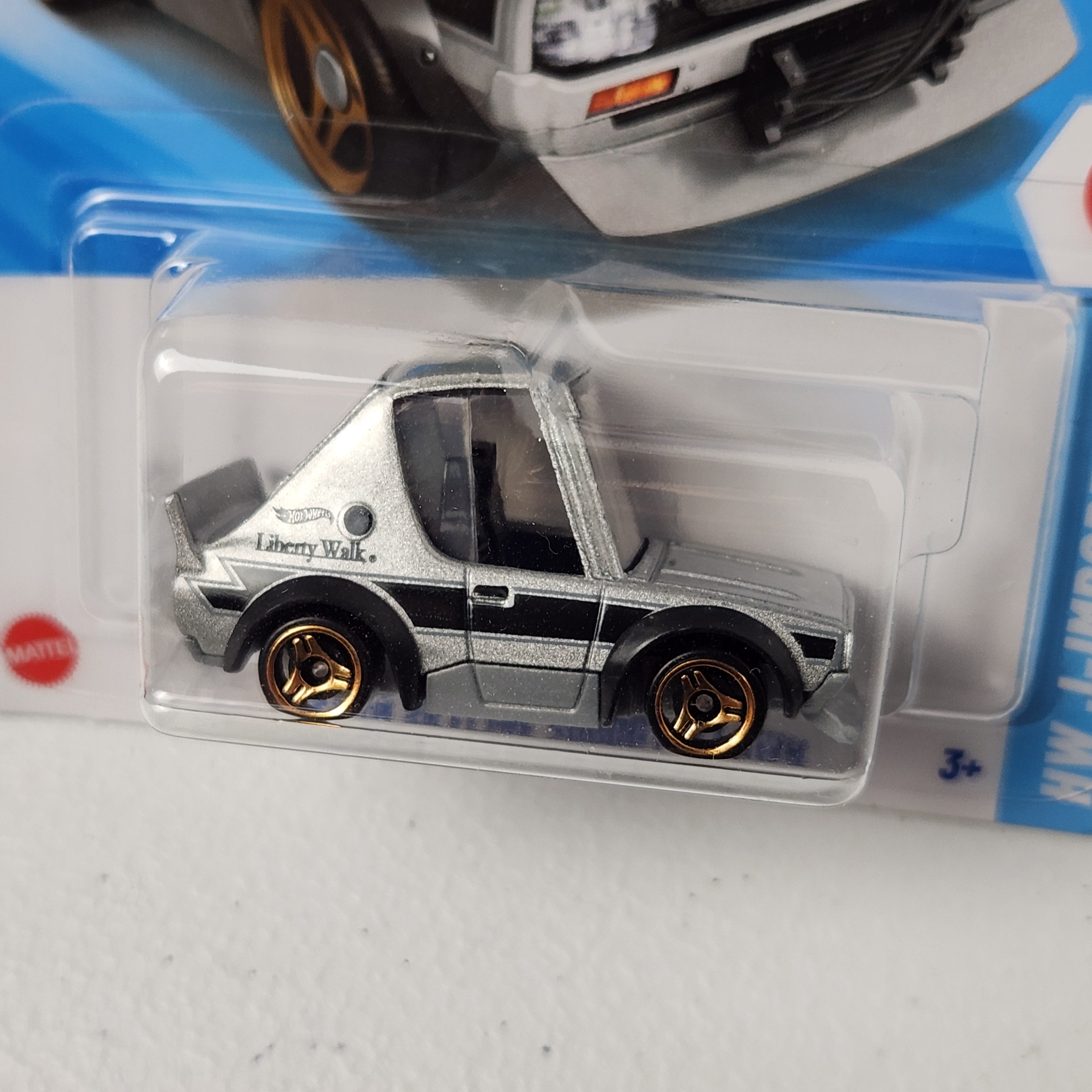 Nissan Skyline 2000GT-R LBWK Tooned JDM Mainline Hot Wheels