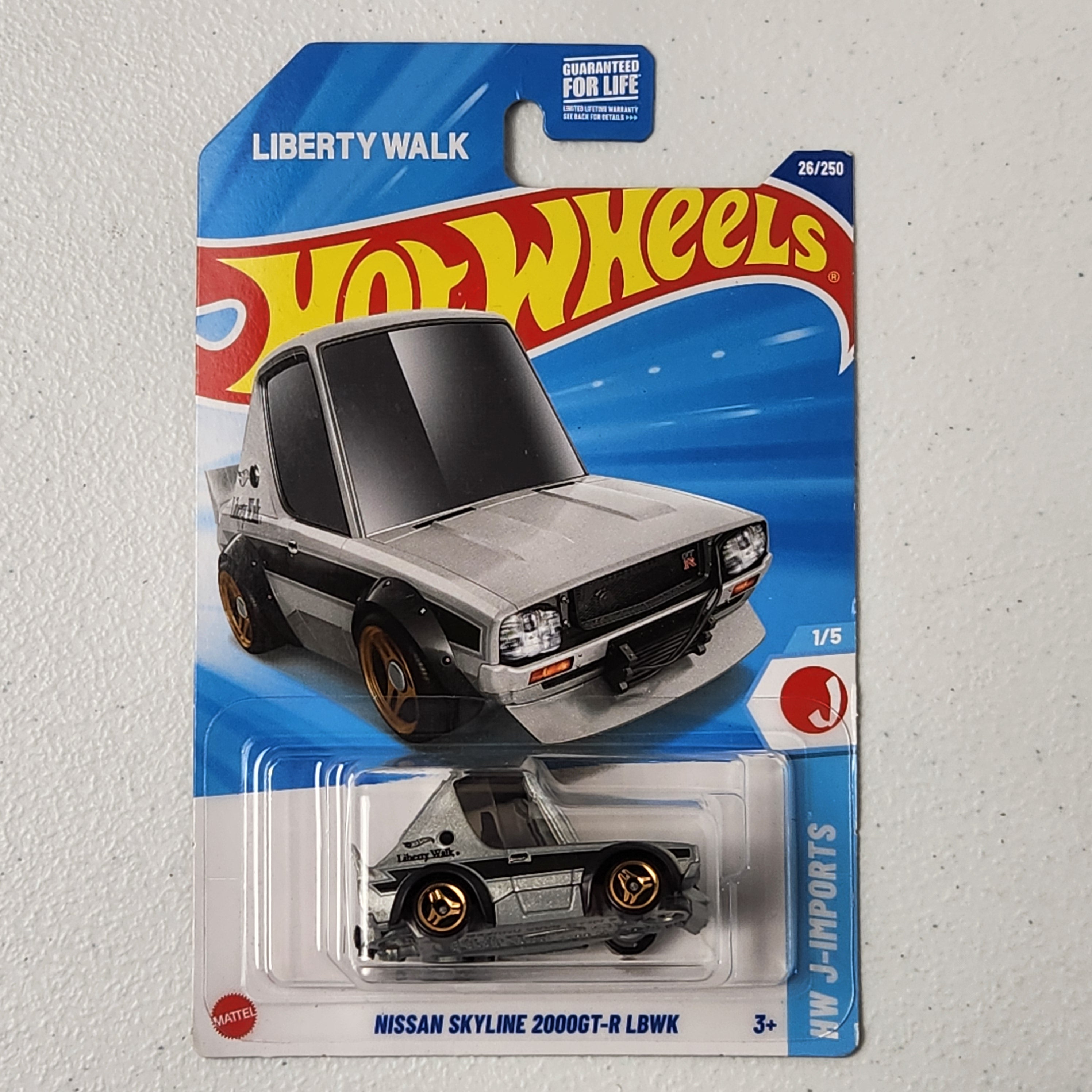 Nissan Skyline 2000GT-R LBWK Tooned JDM Mainline Hot Wheels