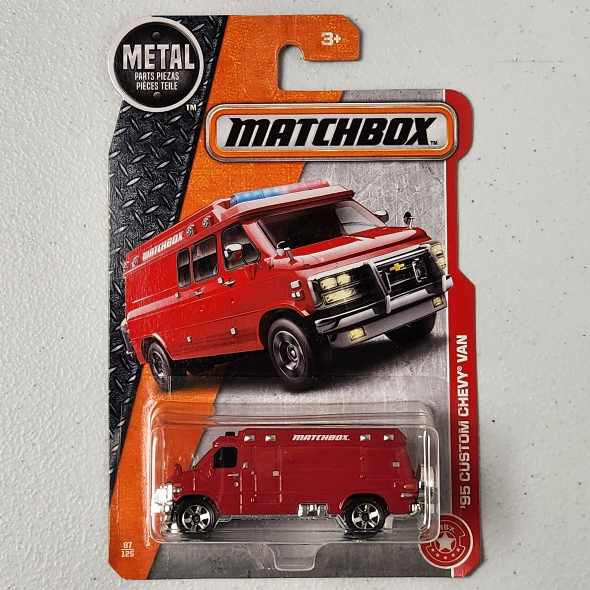 95 Custom Chevy Van Emergency Ambulance American Mainline Matchbox