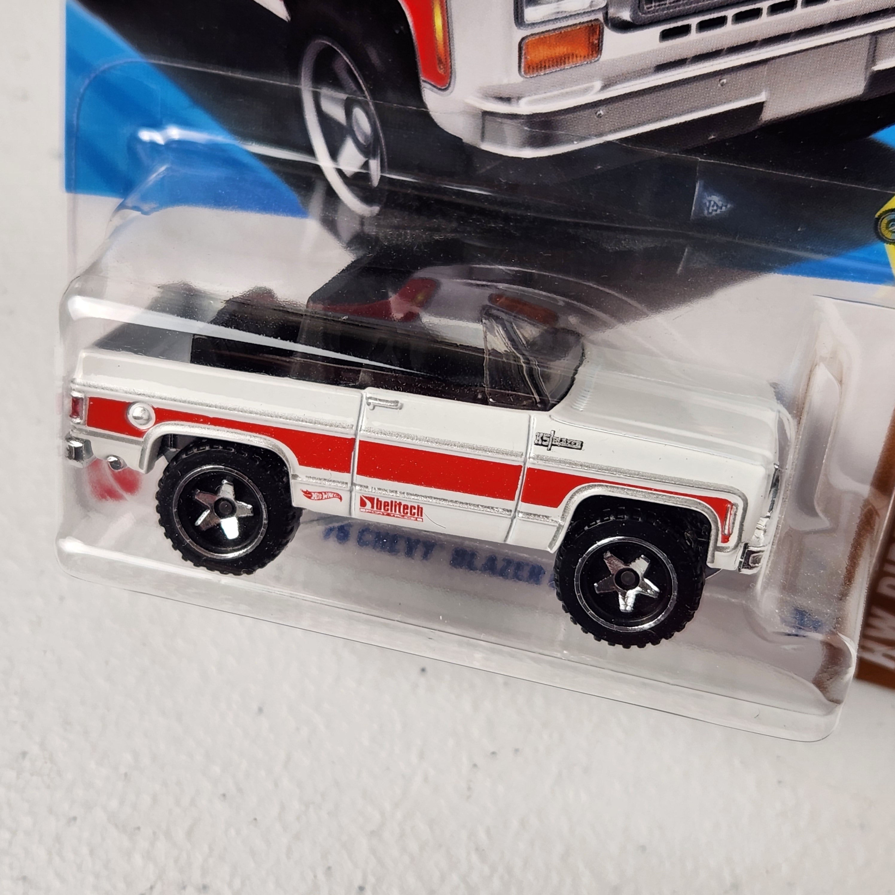 75 Chevy Blazer Custom American Mainline Hot Wheels