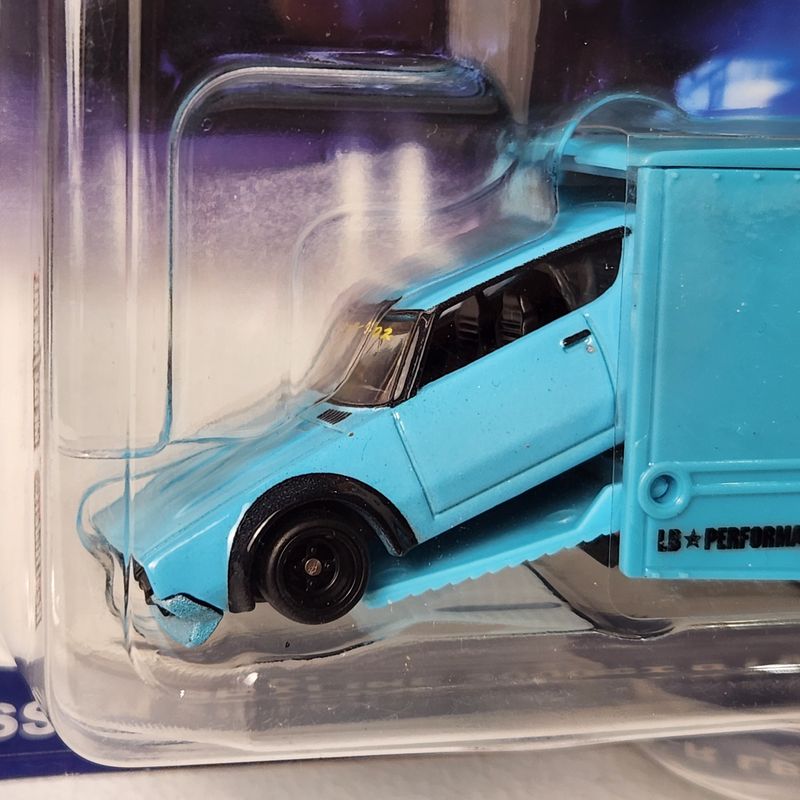 Nissan Skyline 2000GT R LBWK, #69 Fleet Flyer Car Culture Team Transport JDM Premium Hot Wheels