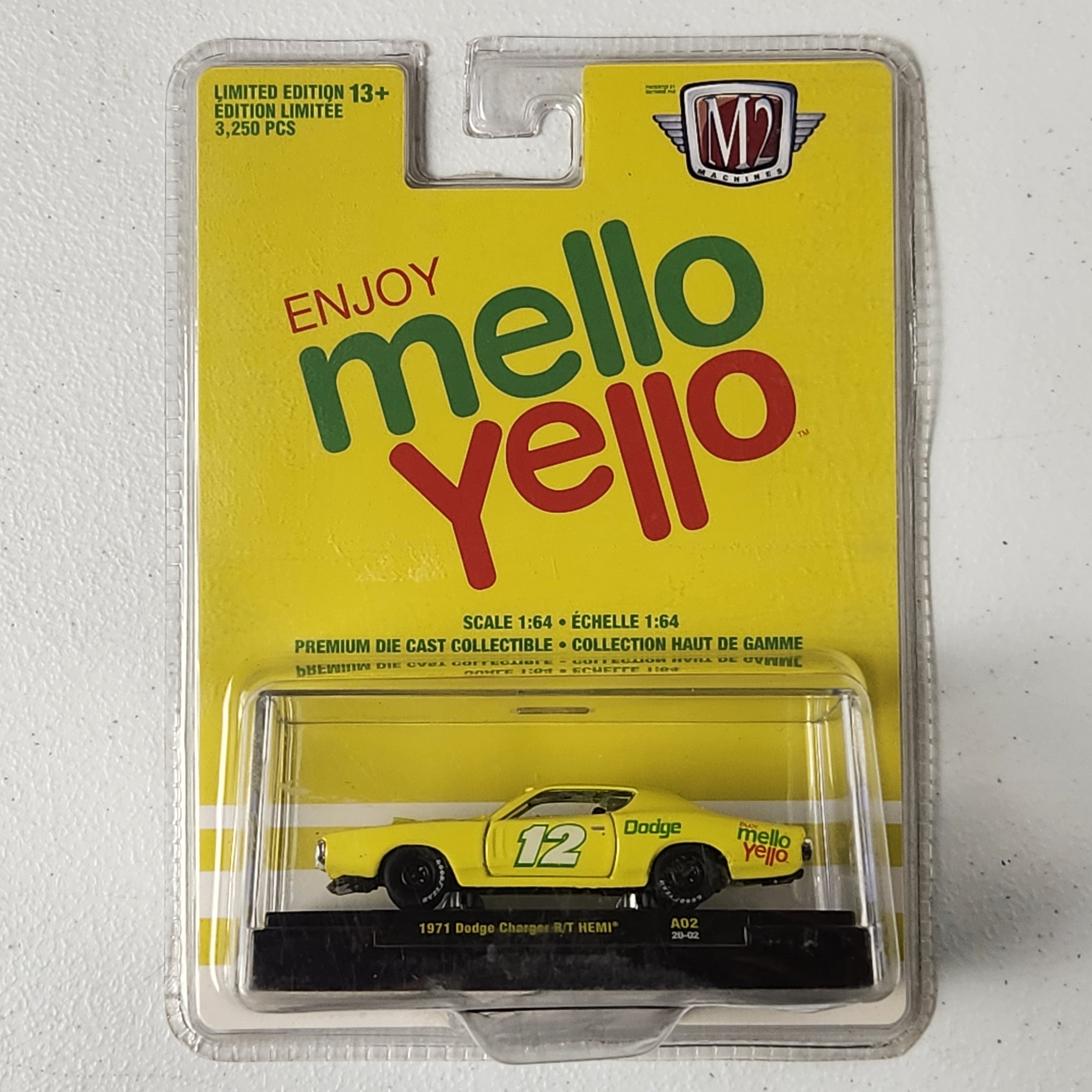 1971 Dodge Charger R/T HEMI #12 Mello Yello American M2 Machines 2020