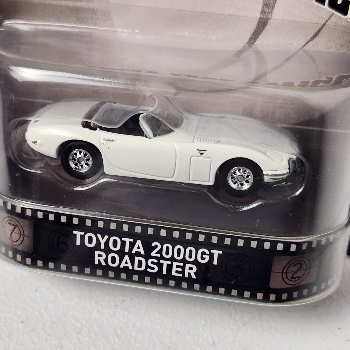 Toyota 2000GT Roadster HW Entertainment JDM Premium Hot Wheels 2015