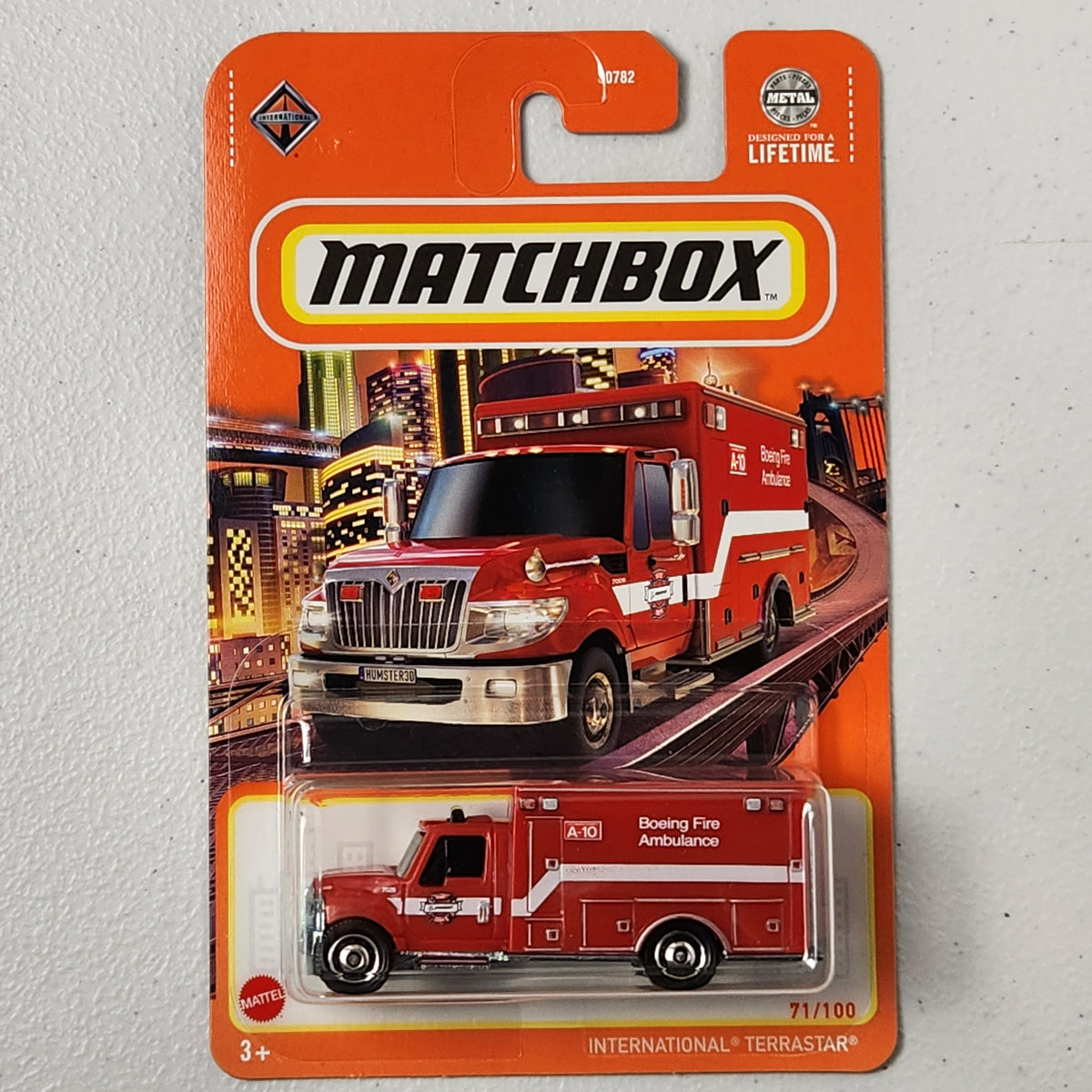 International Terrastar Paramedic Ambulance American Mainline Matchbox 2025