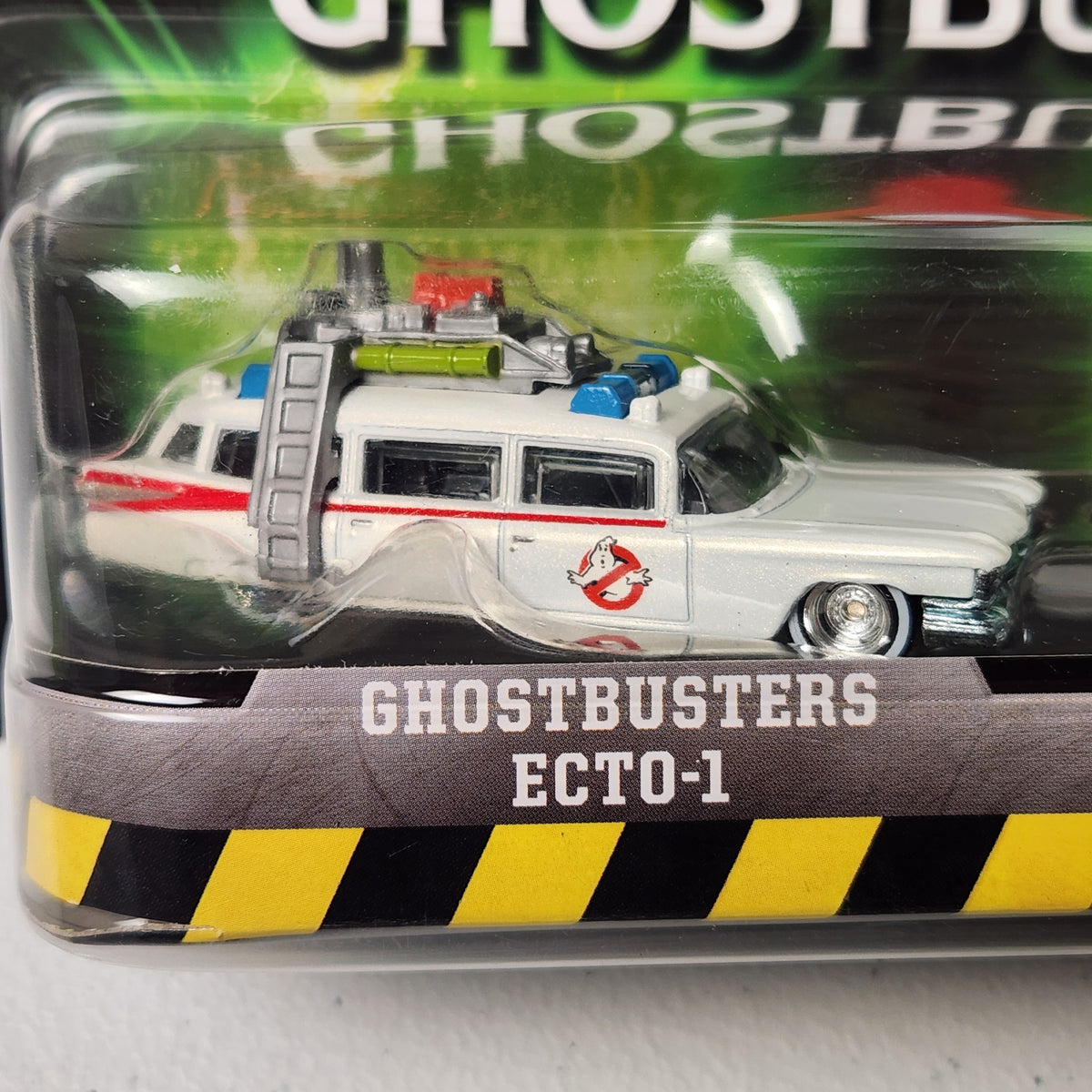 Ghostbusters Ecto-1 & Ecto-1A 2 Pack #1 Ghostbusters Movie Premium Hot Wheels 2015