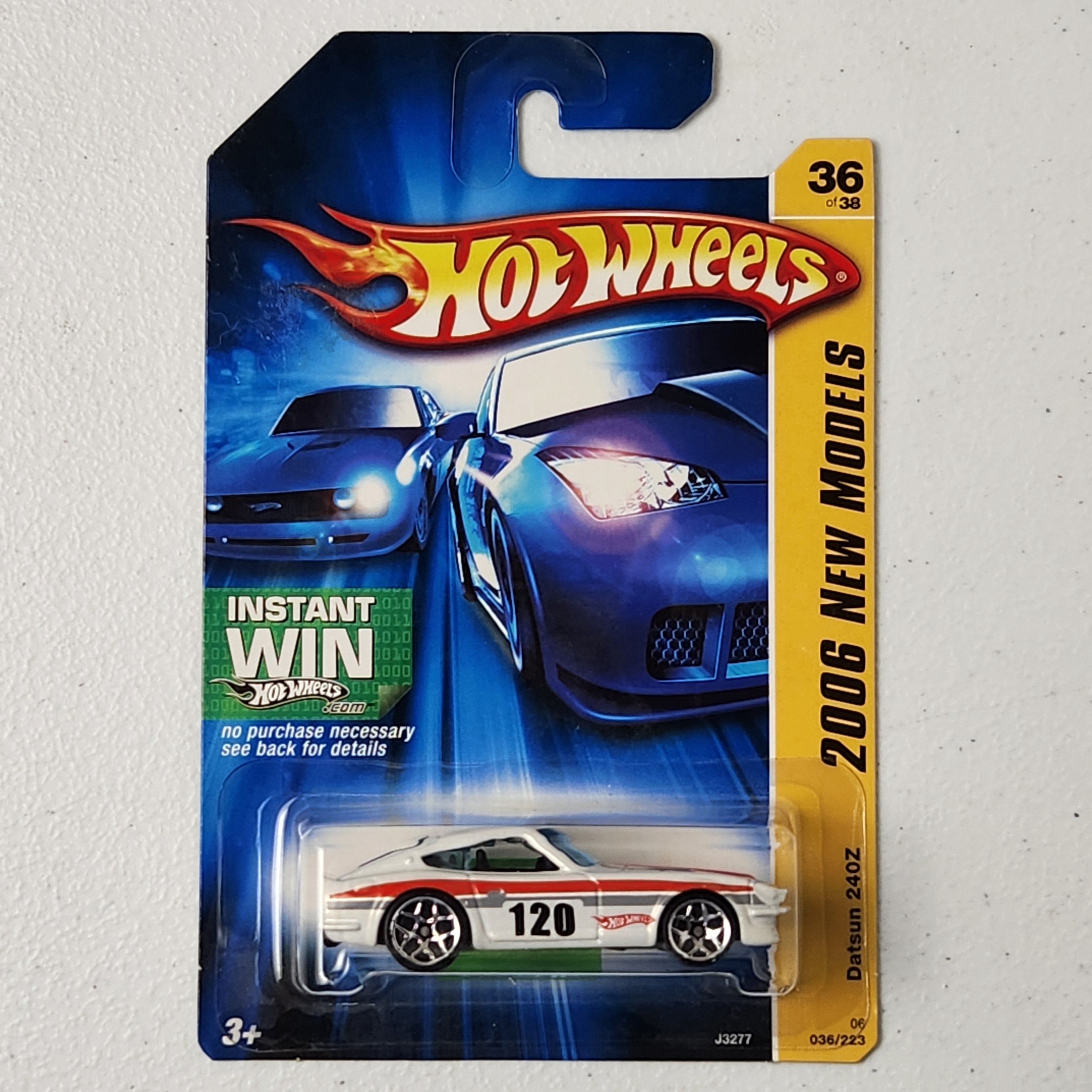 Datsun 240Z JDM Mainline Hot Wheels