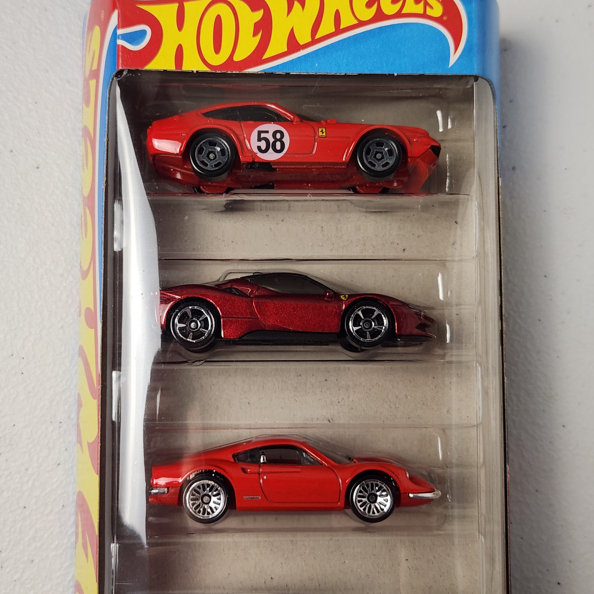 Ferrari 5 pack F40 Competizione Dino 206 GT SF90 Stradale 365 GTB4 European Mainline Hot Wheels