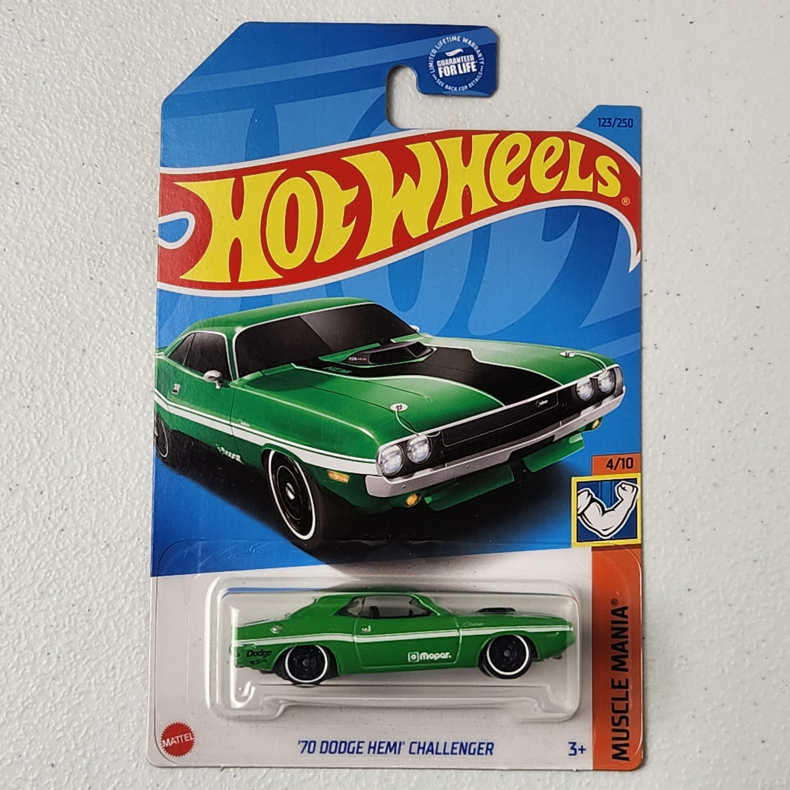 ’70 Dodge HEMI Challenger American Mainline Hot Wheels
