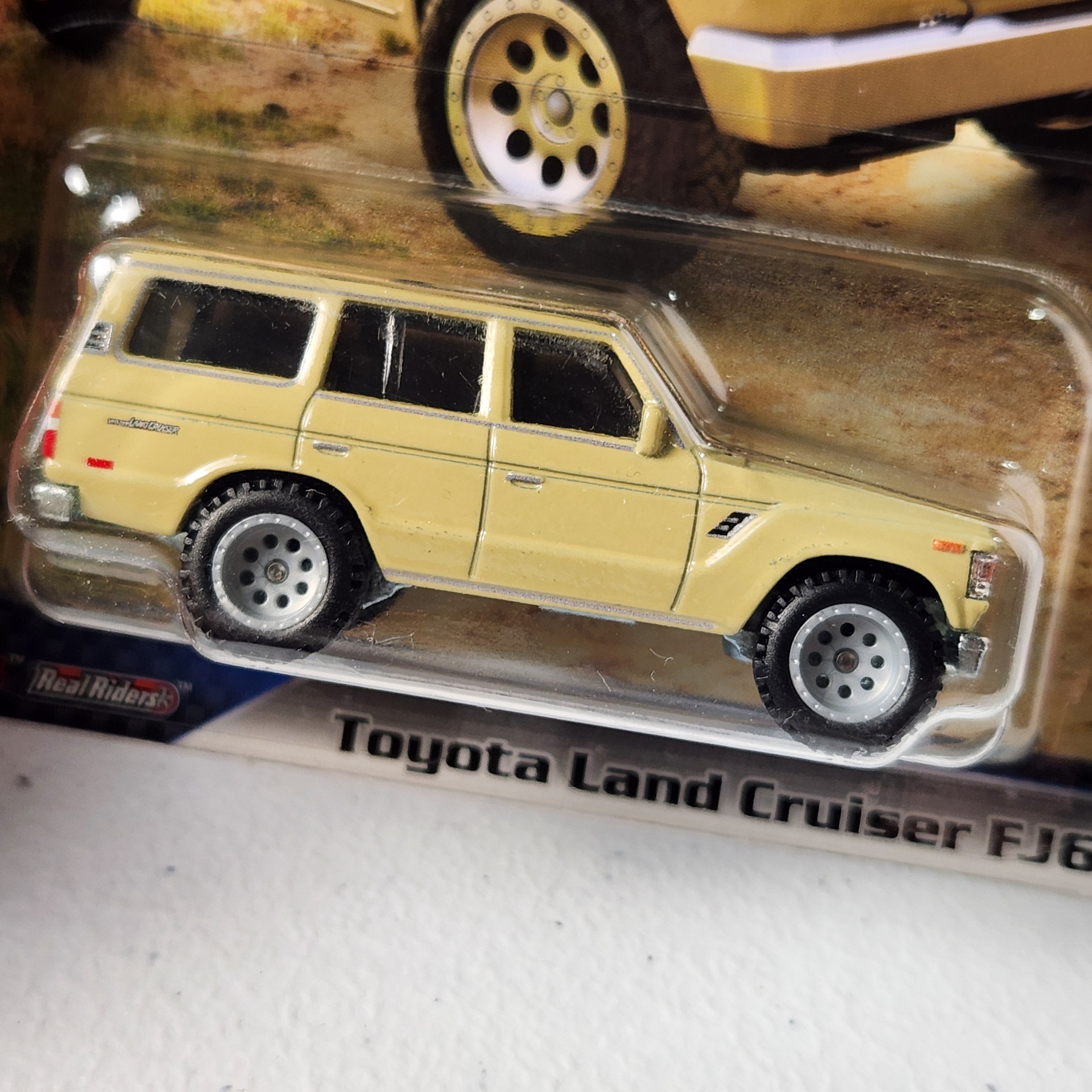 Toyota Land Cruiser FJ60 #2/5 F&F JDM Premium Hot Wheels