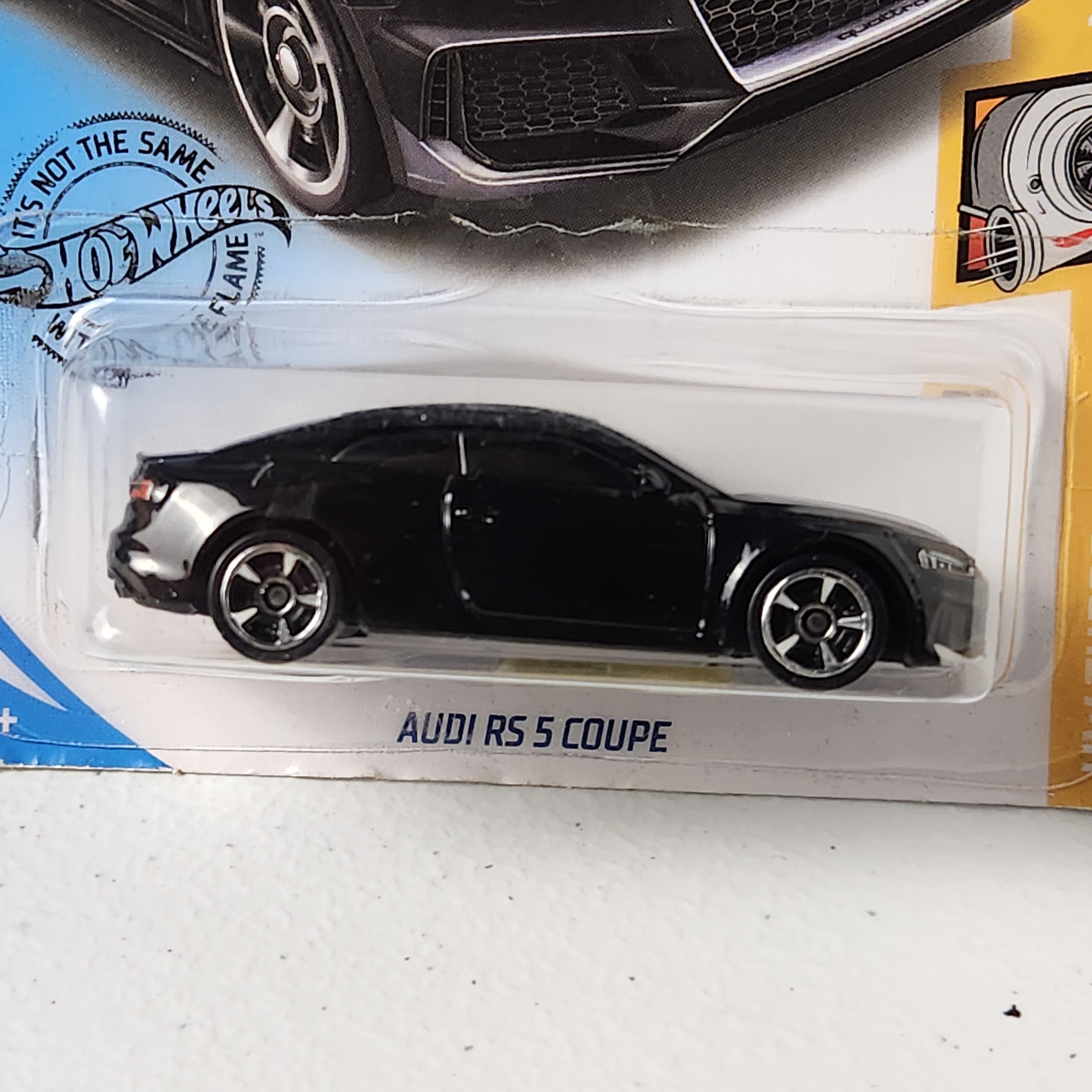 Audi RS 5 Coupe European Mainline Hot Wheels