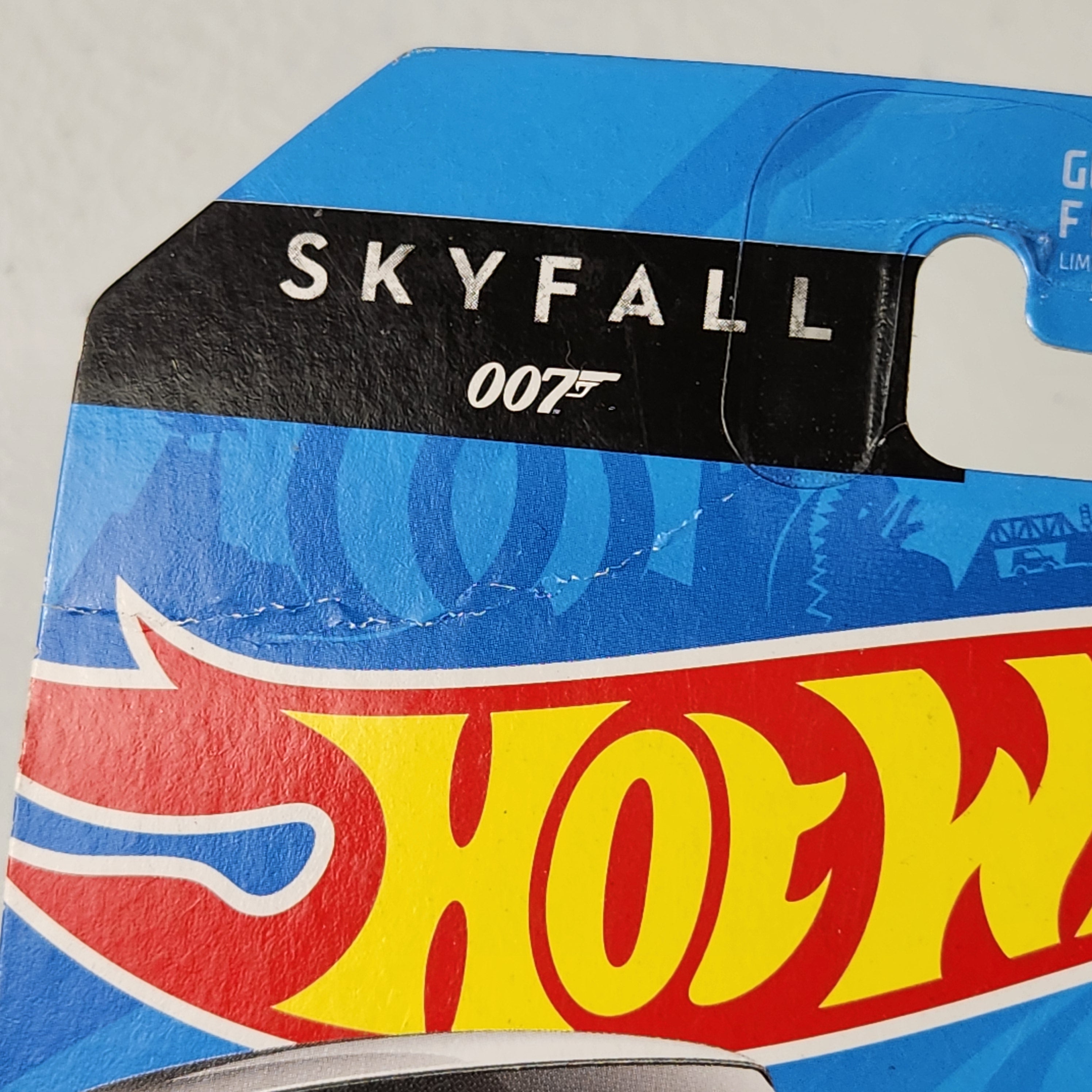 Aston Martin 1963 DB5 European Mainline Hot Wheels
