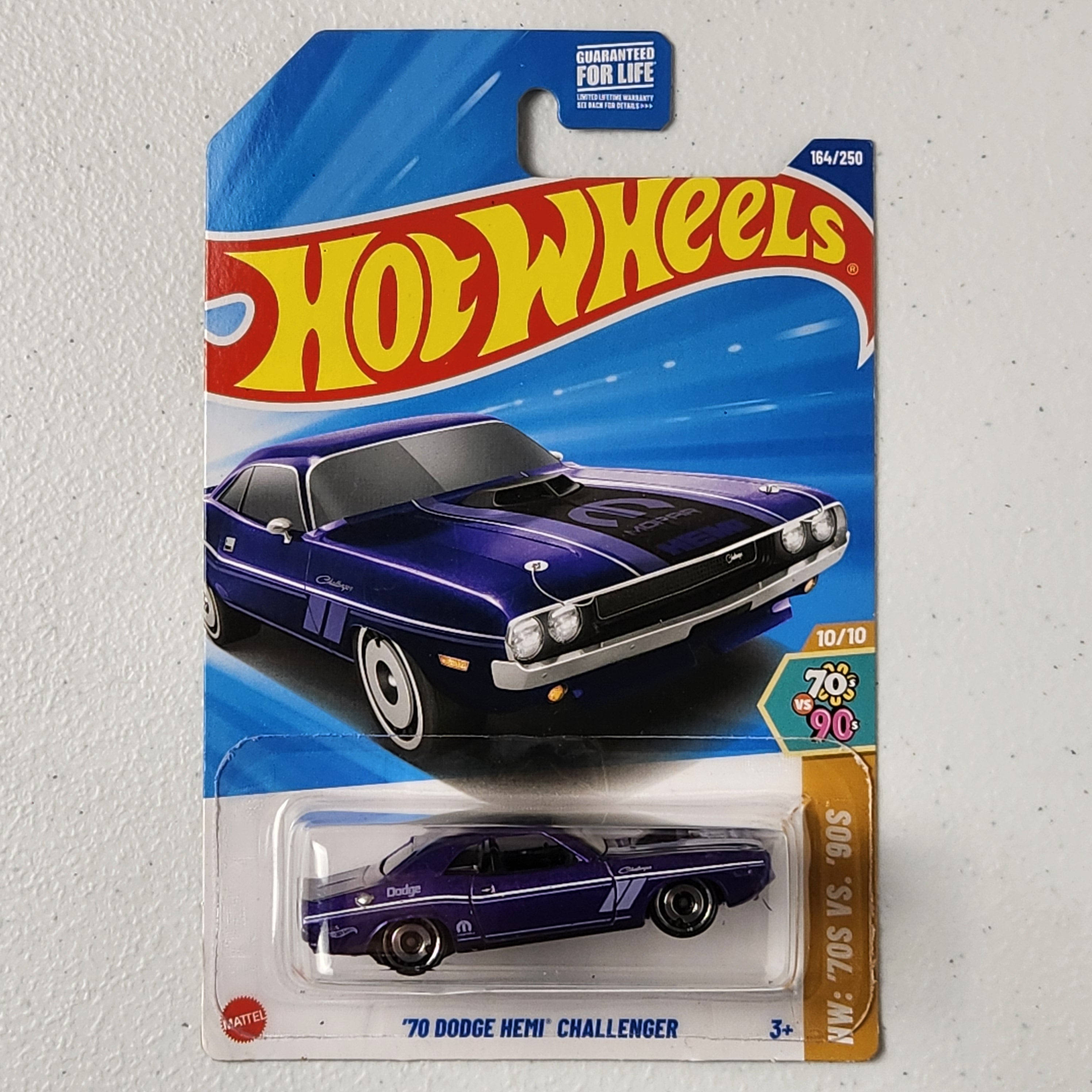 ’70 Dodge HEMI Challenger American Mainline Hot Wheels