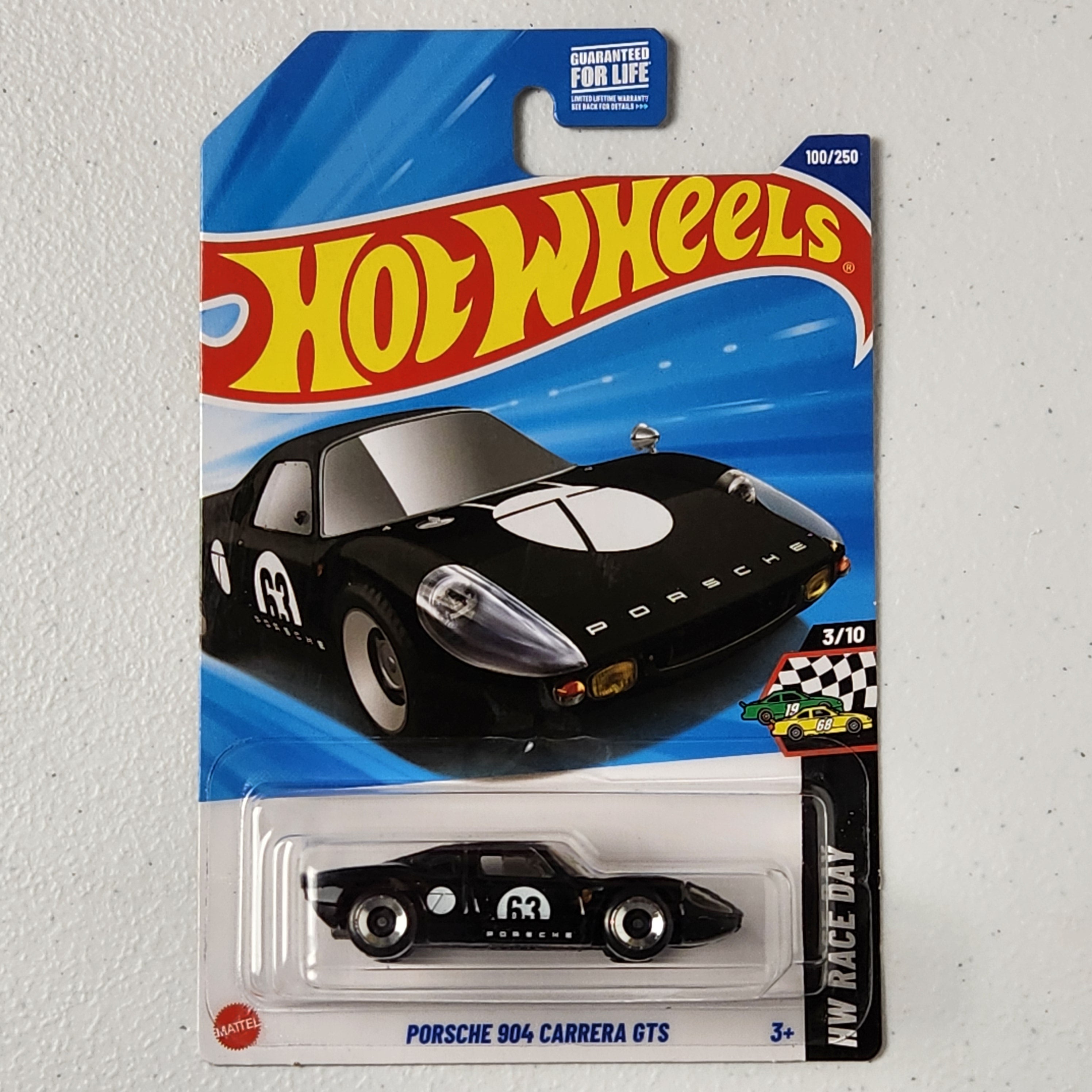 Porsche 904 Carrera GTS European Mainline Hot Wheels