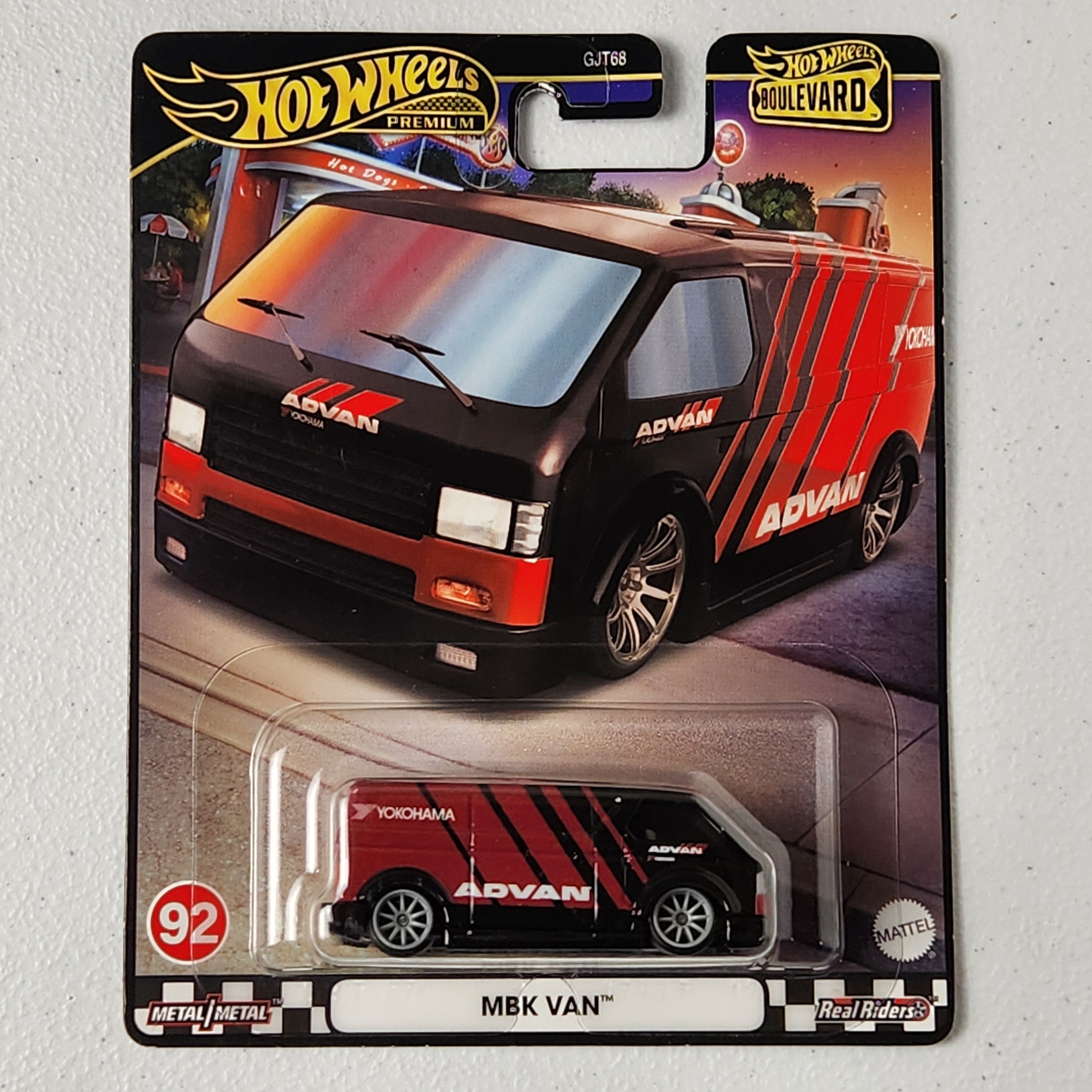 MBK Van #92 Boulevard Premium Hot Wheels 2024