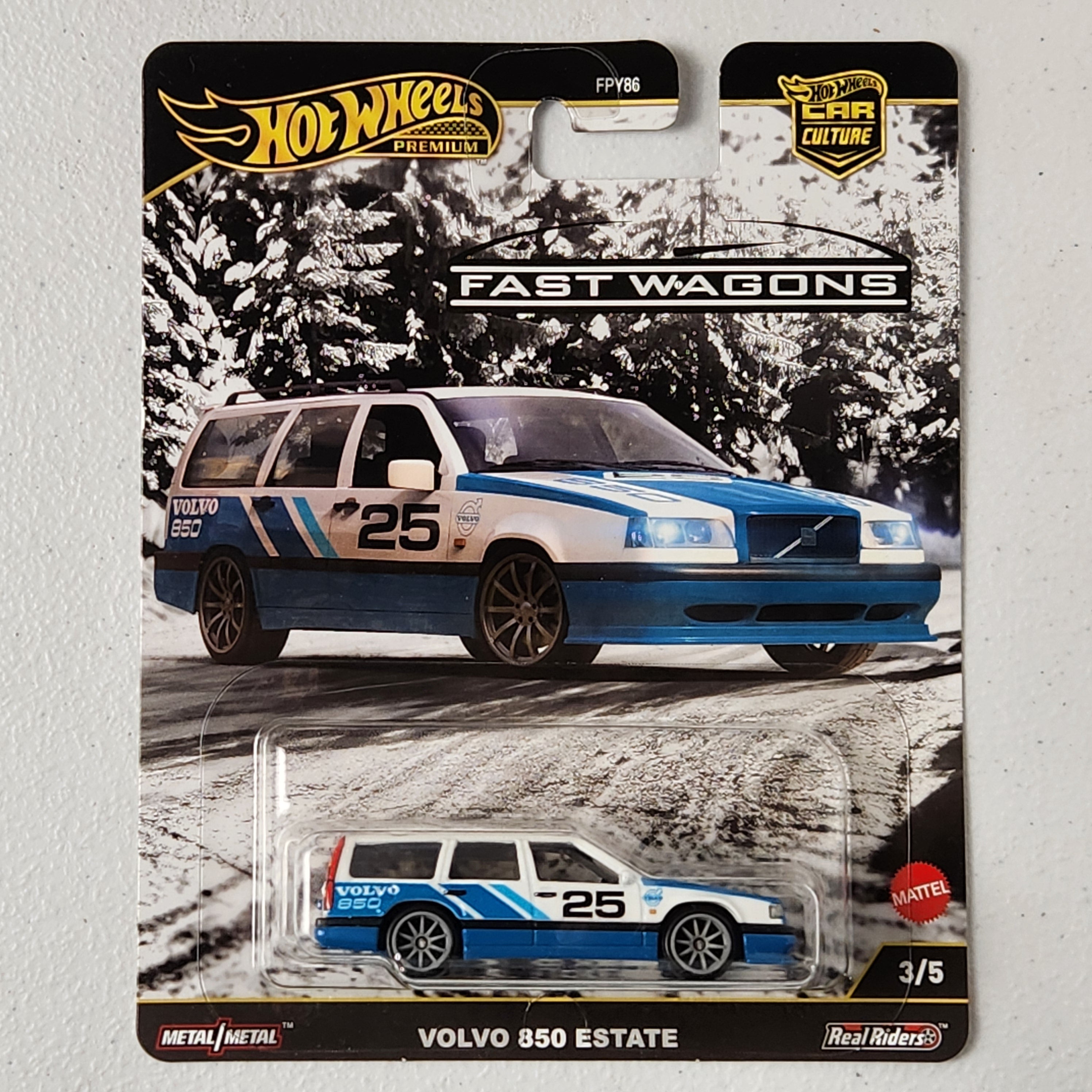 Volvo 850 Estate #3/5 Fast Wagons European Premium Hot Wheels 2024