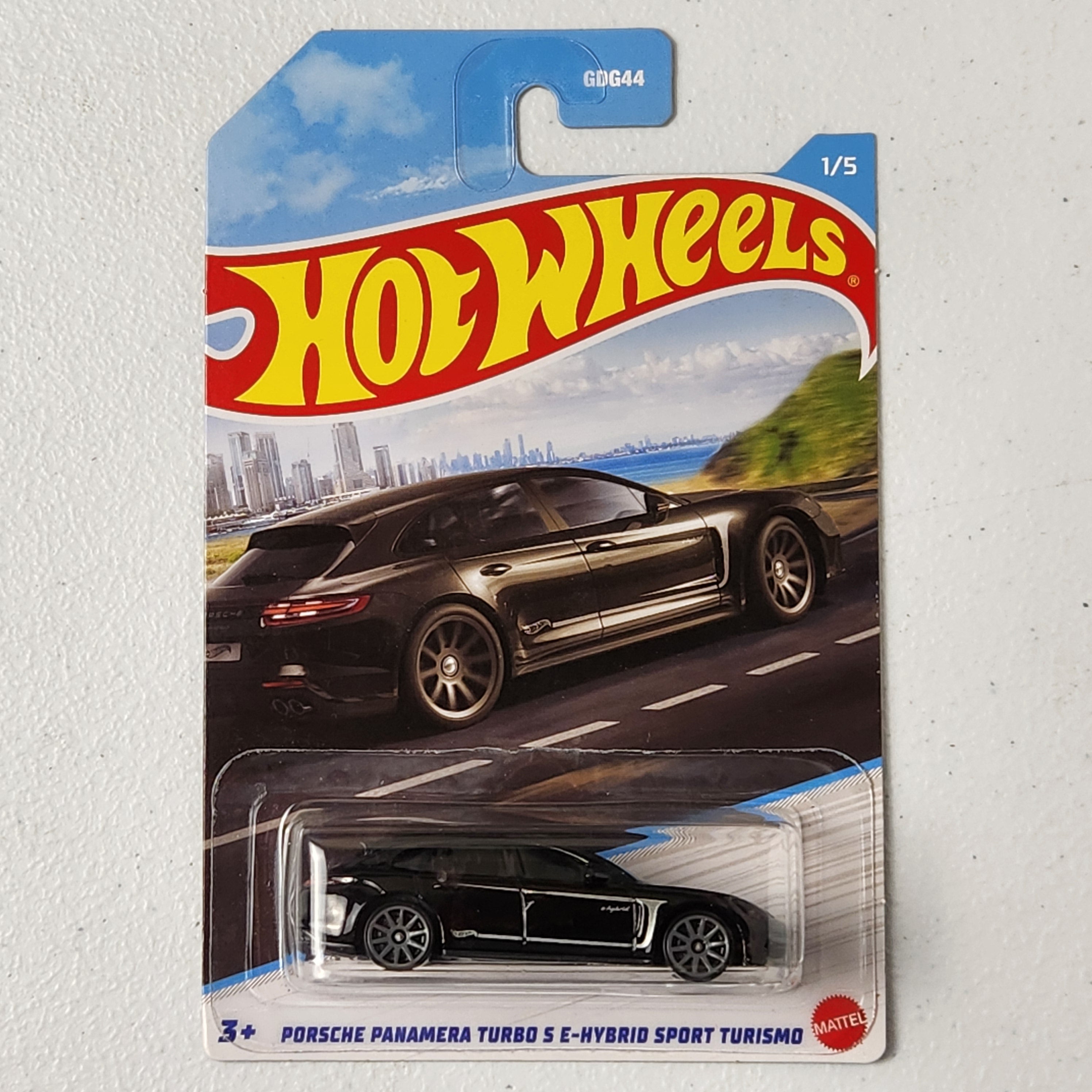 Porsche Panamera Turbo S E-Hybrid Sport Turismo #1/5 Hybrid Speed European Silver Series Hot Wheels 2024