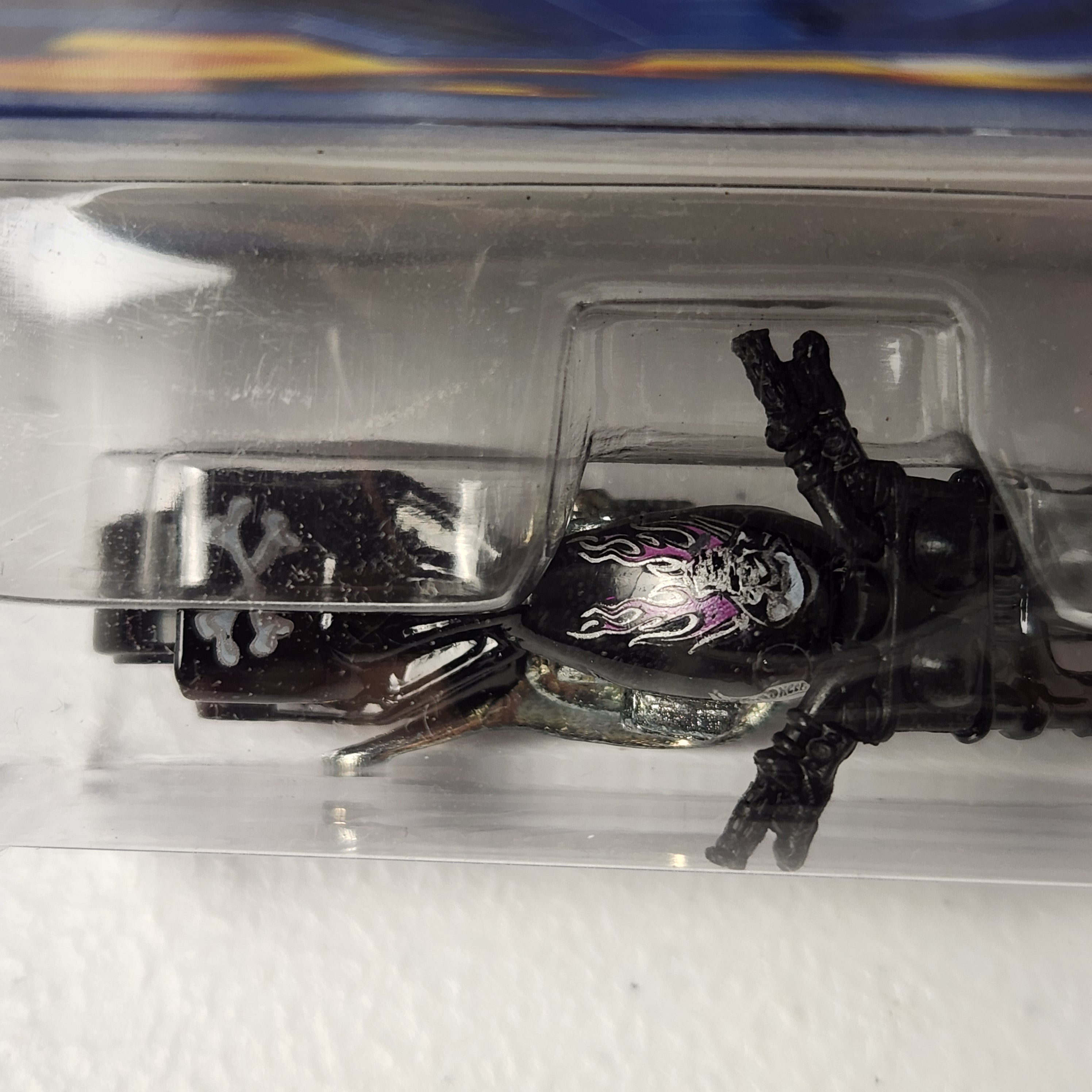 Blast Lane Skull & Crossbones Purple Back Rim American Mainline Hot Wheels