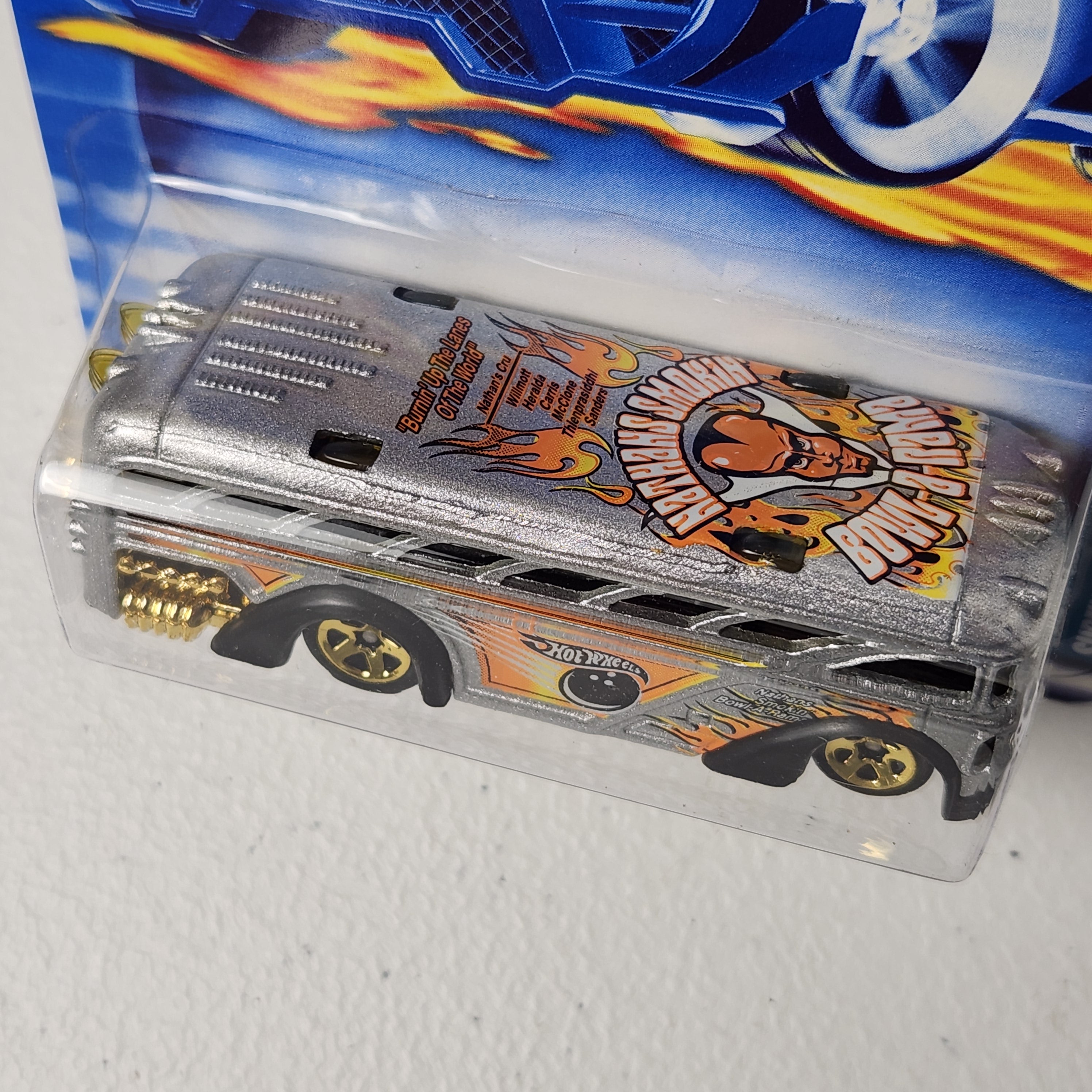 Surfin' School Bus American Mainline Hot Wheels