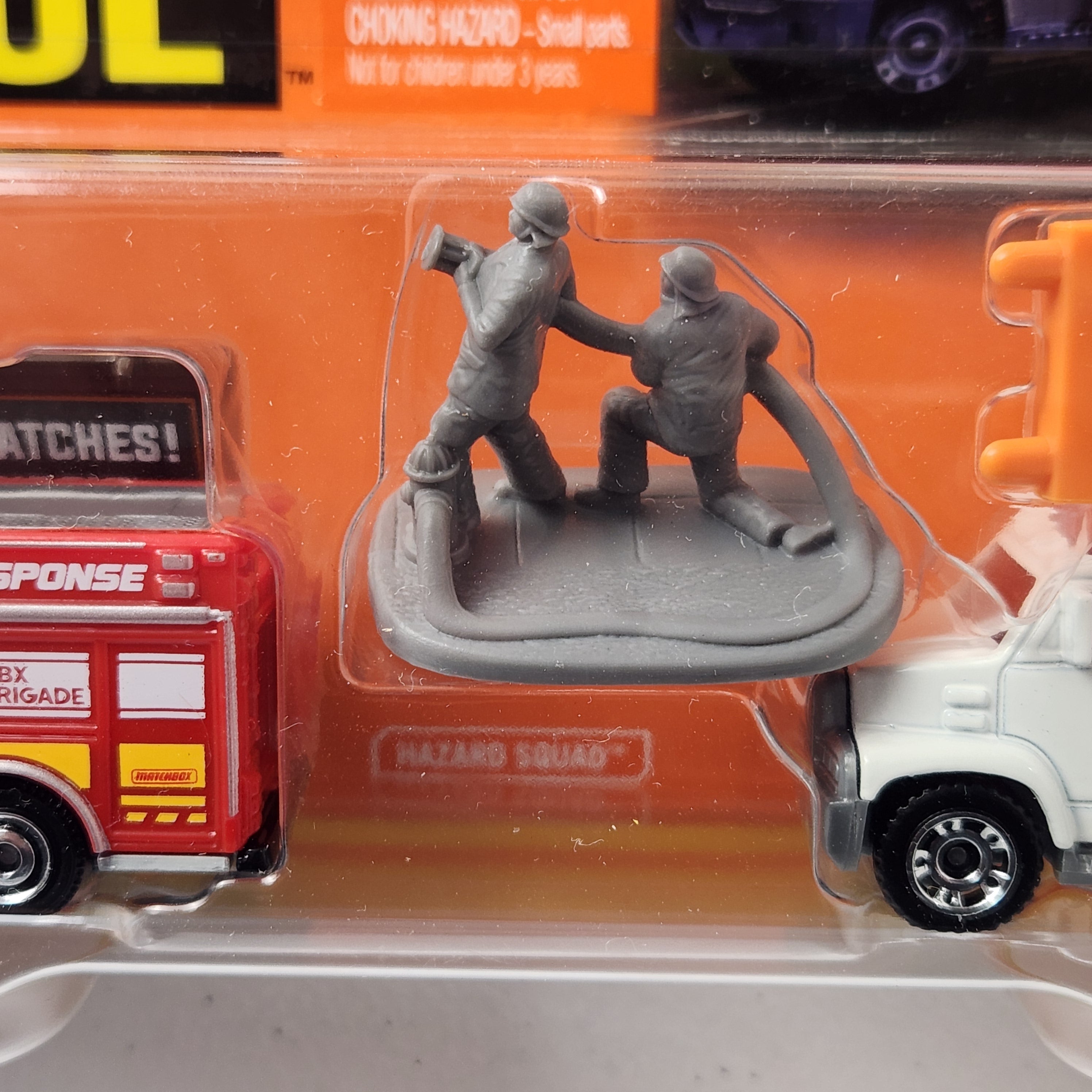 MBX Fire Rescue Hitch & Haul Ambulance 1/8 1/8 Hitch & Haul American Matchbox 2021
