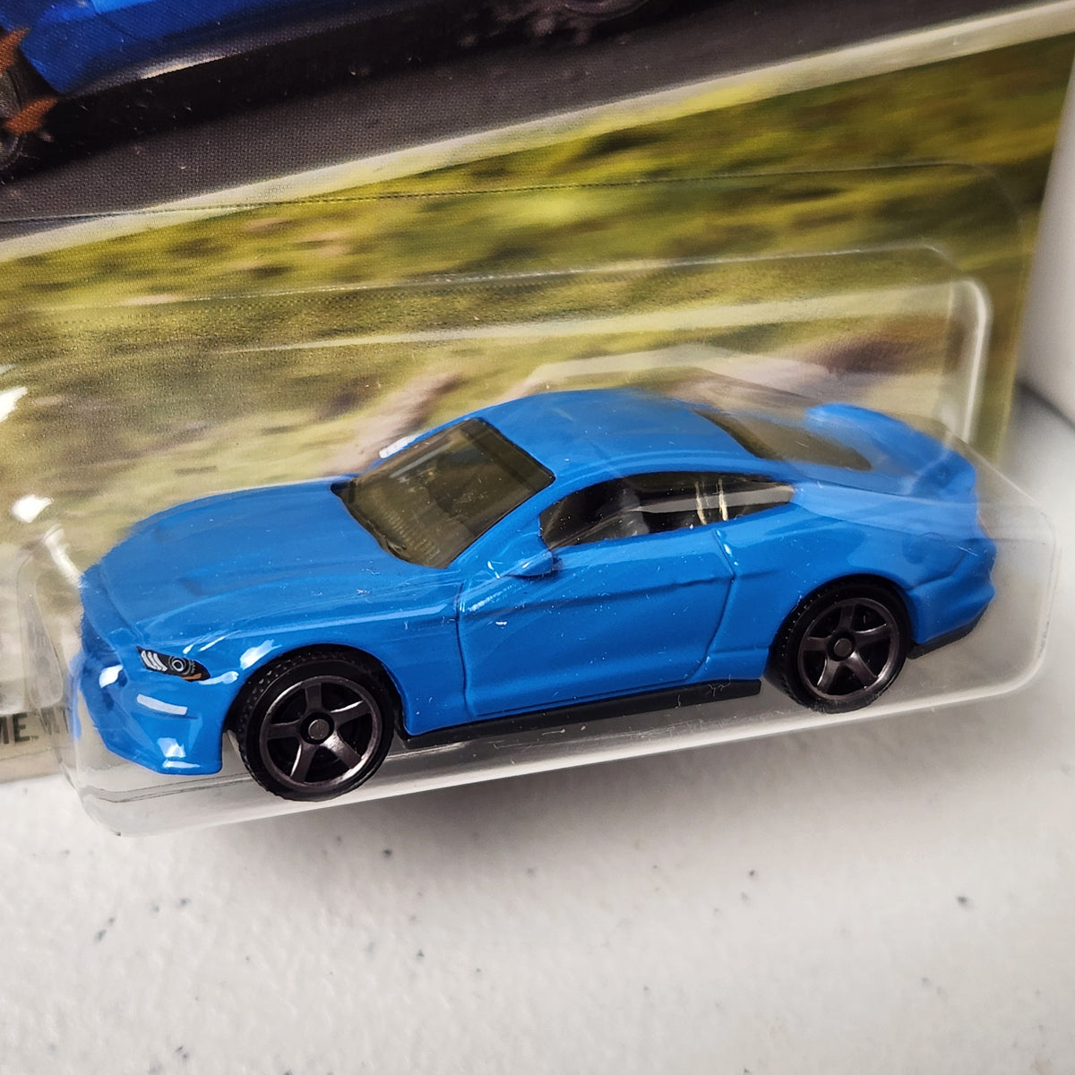 19 Ford Mustang Coupe American Mainline Matchbox