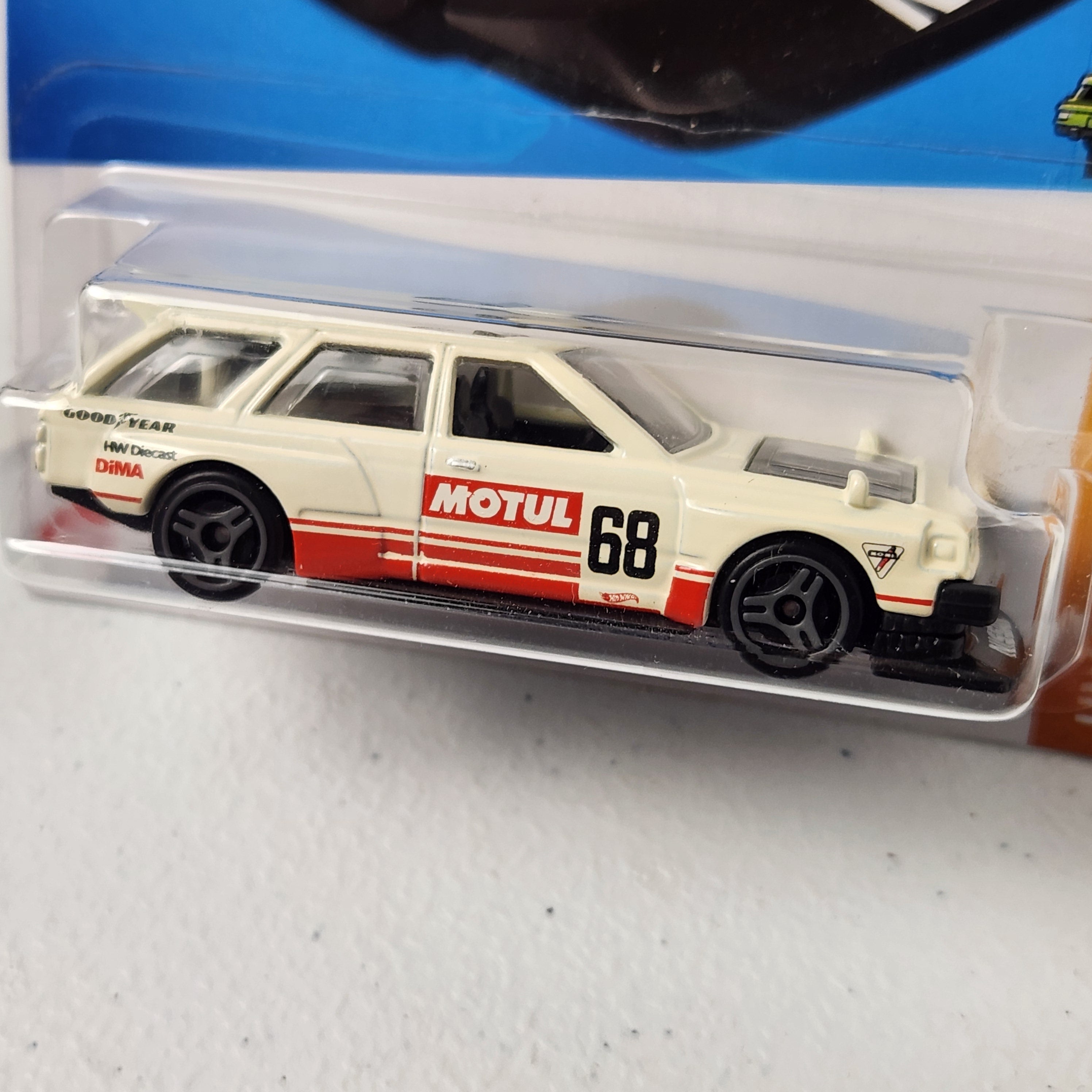 Nissan Maxima Drift Car JDM Mainline Hot Wheels