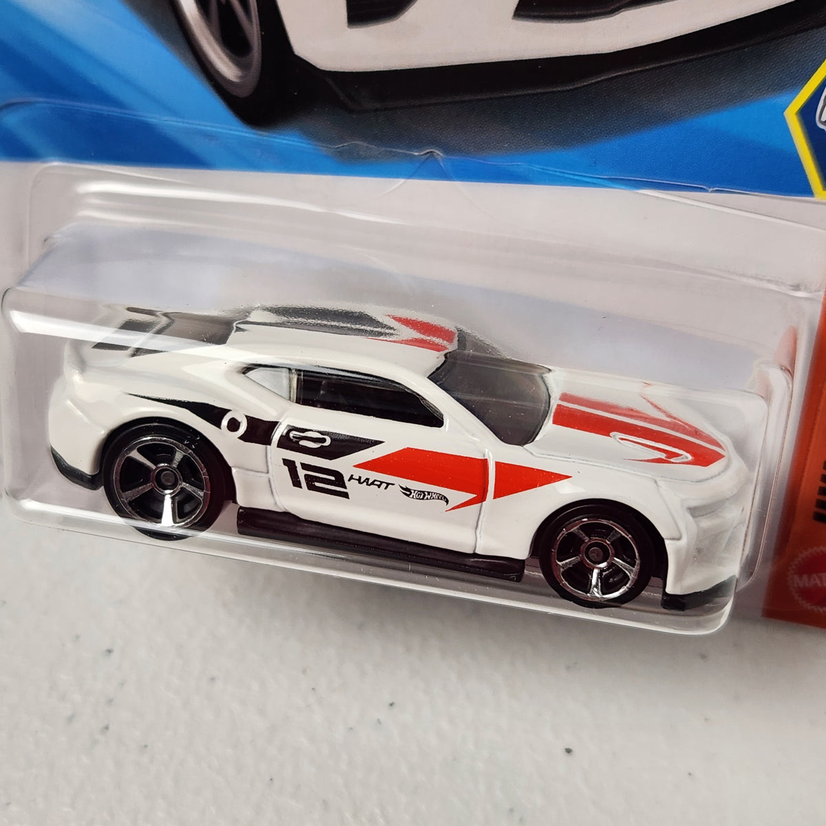 18 Camaro SS American Mainline Hot Wheels