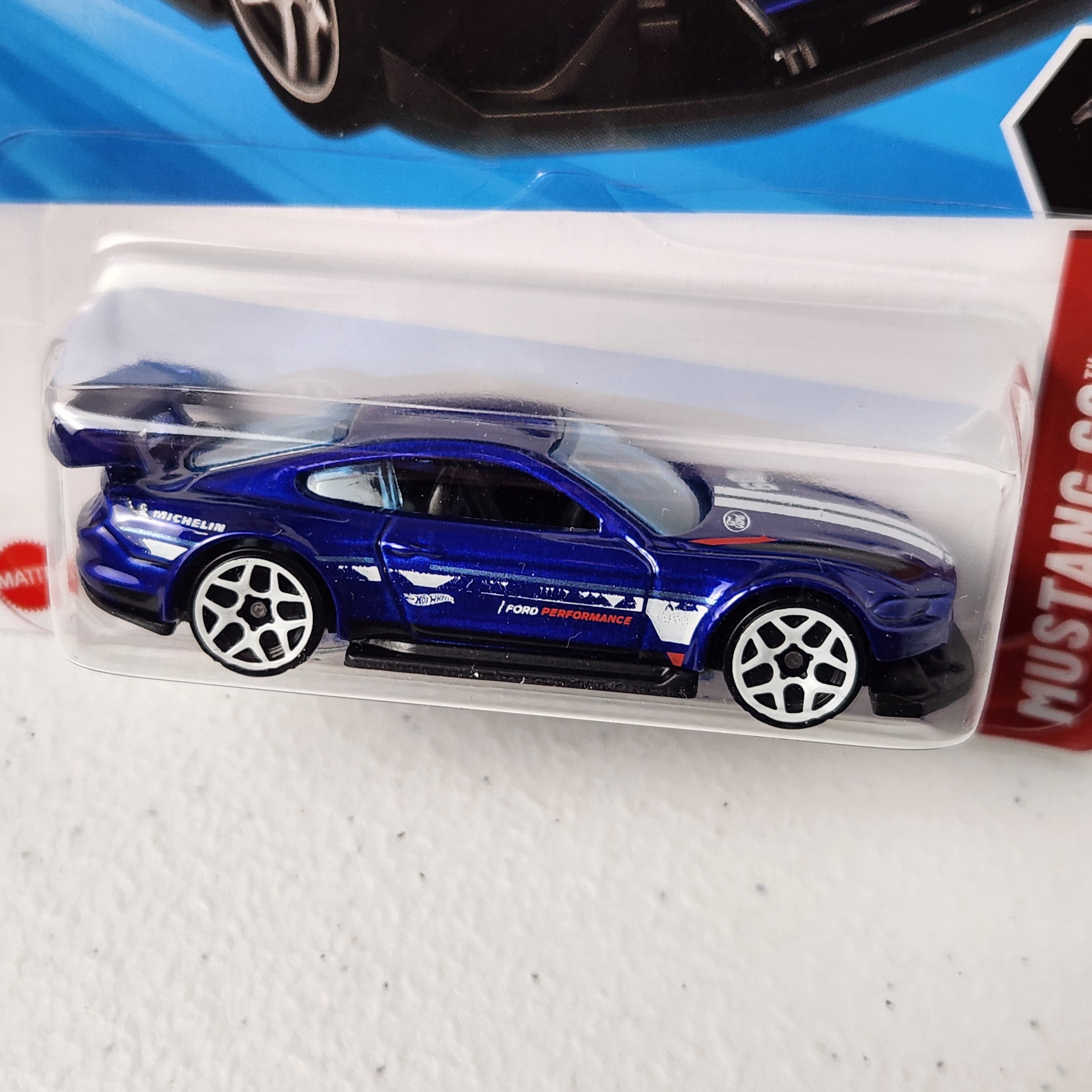 Custom '18 Ford Mustang GT American Mainline Hot Wheels