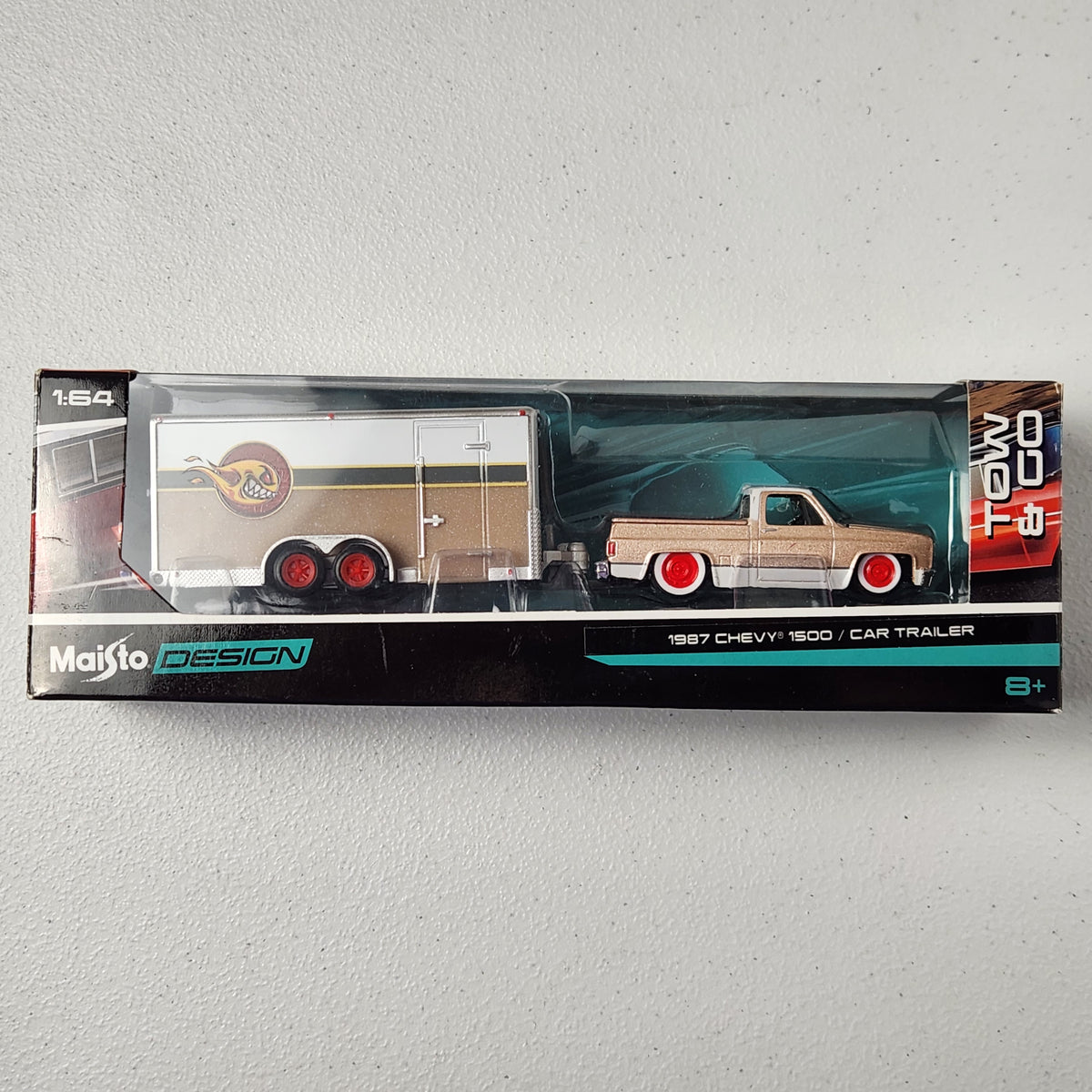 1987 Chevy 1500 / Car Trailer Tow & Go American Maisto 2017