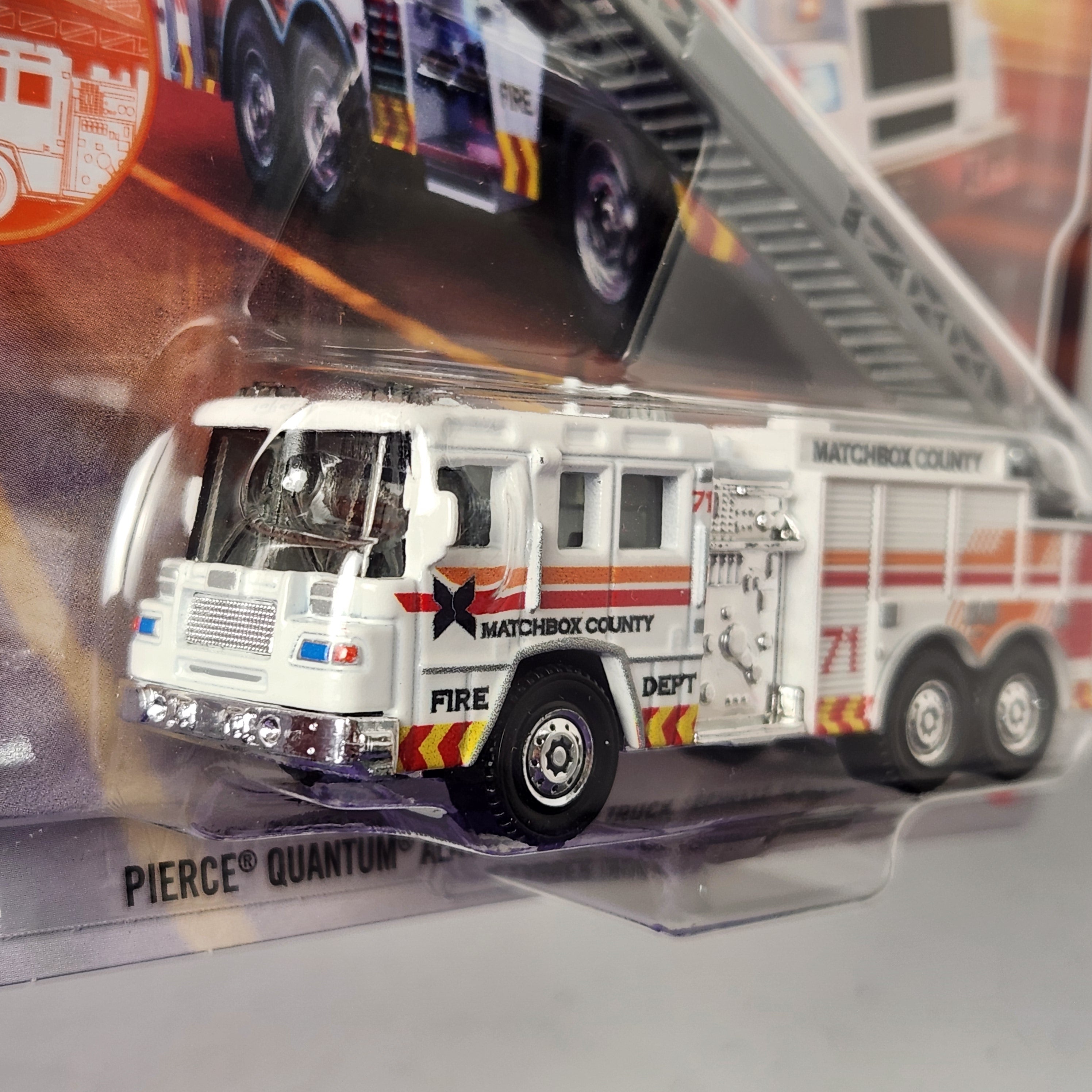 Fire Truck Pierce Quantum Aerial Ladder Truck 14/16 Working Rigs American Matchbox 2026