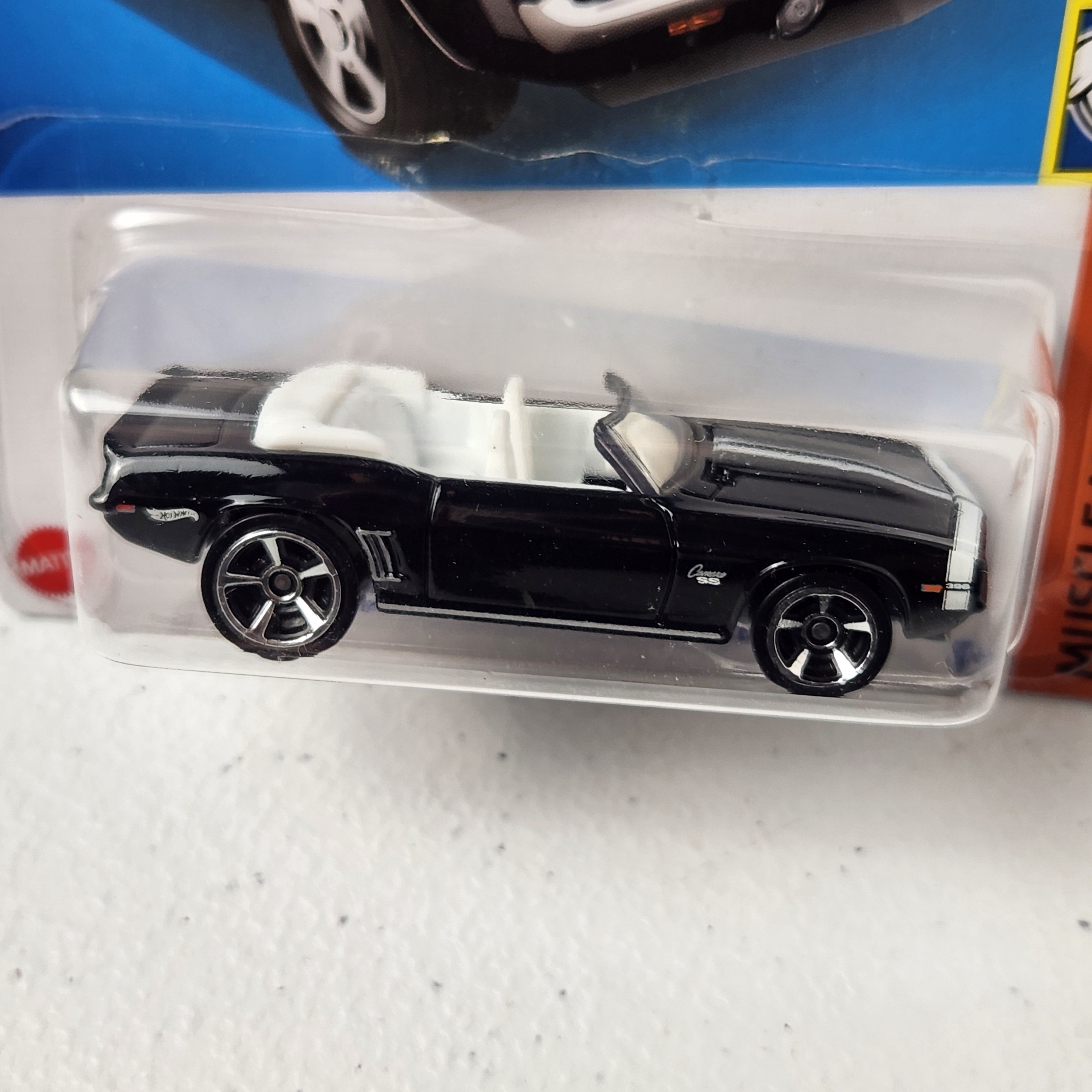 69 Camaro Convertible American Mainline Hot Wheels