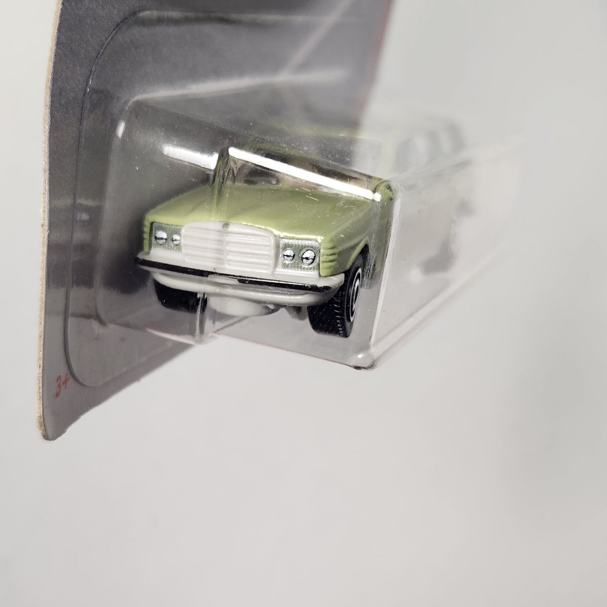 Mercedes-Benz W123 Wagon European Mainline Matchbox